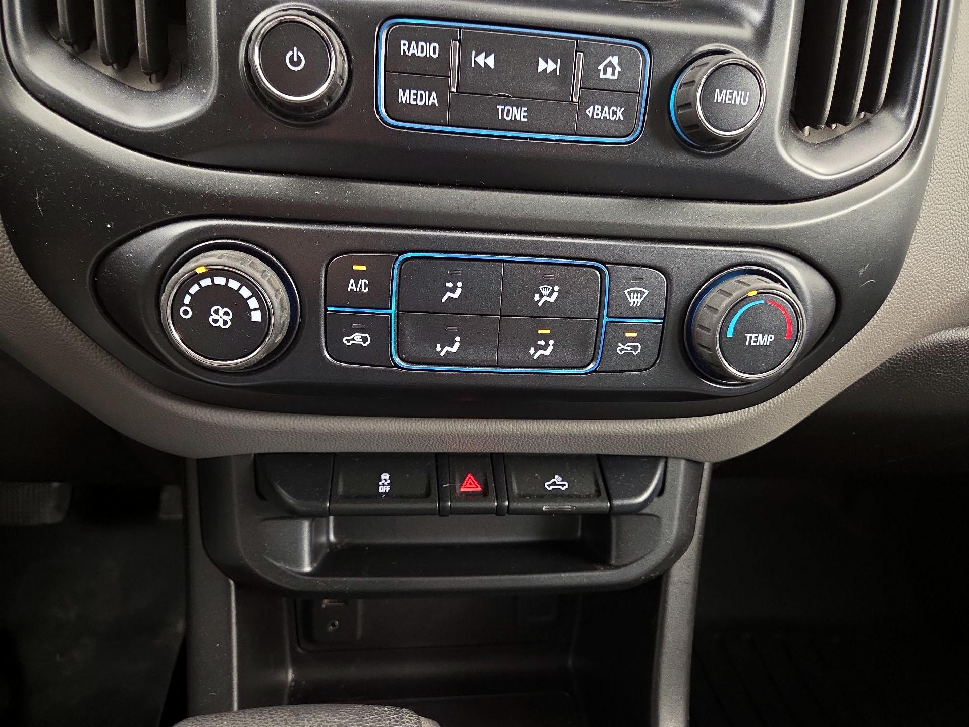 Thumbnail: 2016 Chevrolet Colorado - 16