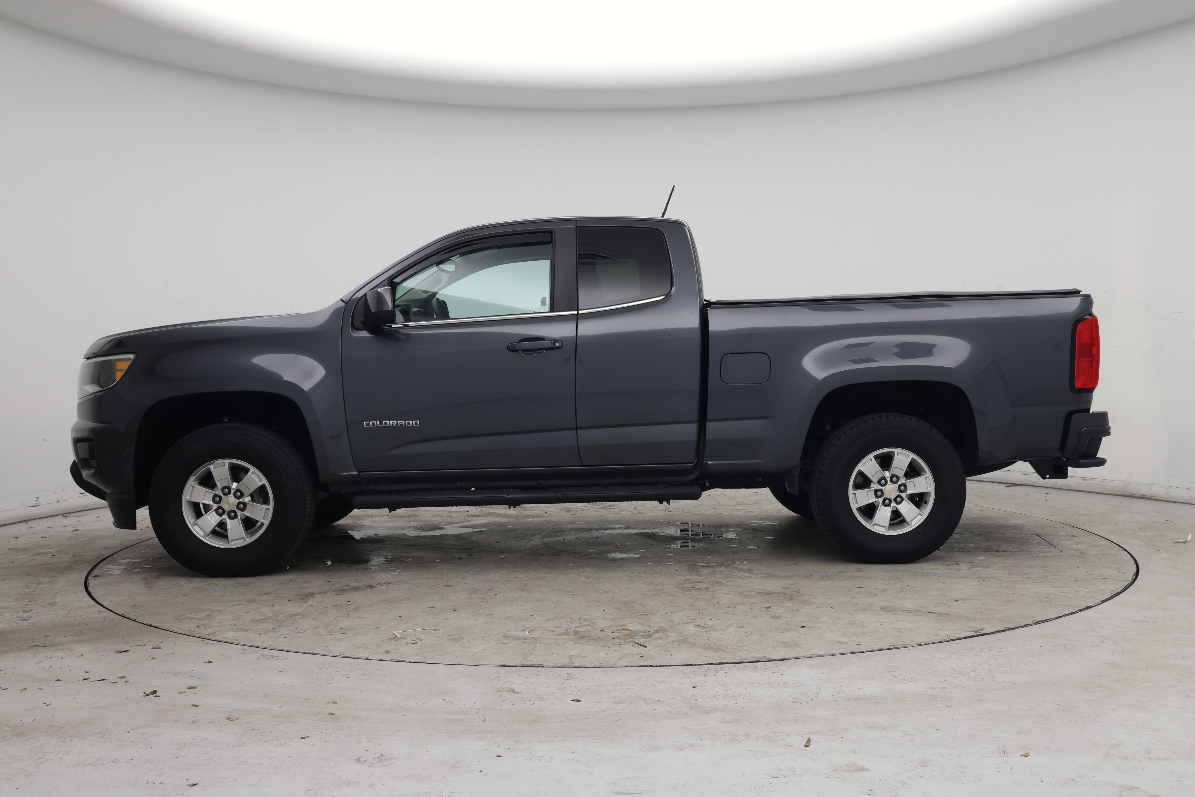 Thumbnail: 2016 Chevrolet Colorado - 3