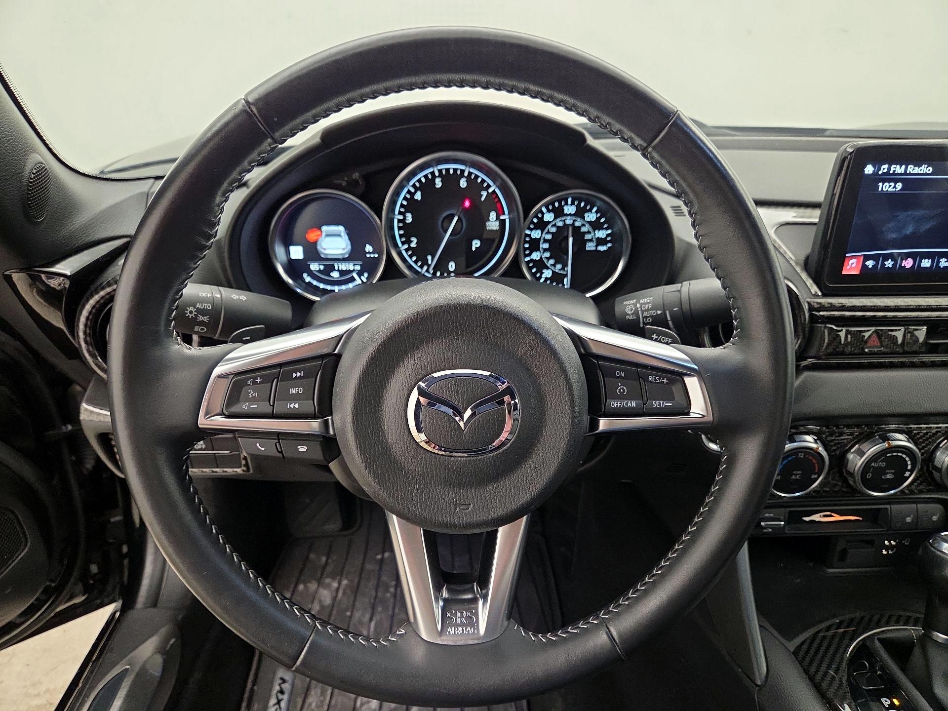 Thumbnail: 2020 Mazda MX-5 Miata - 10