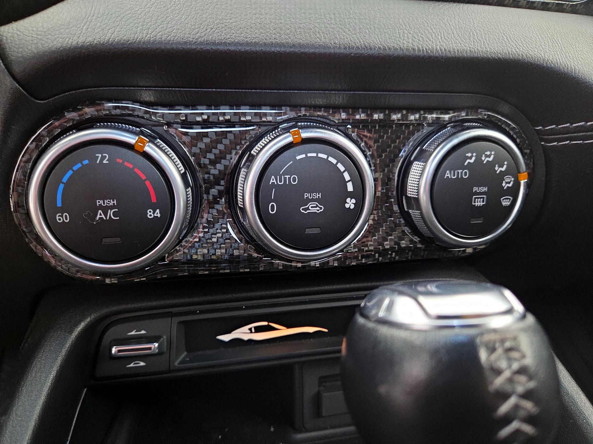 Thumbnail: 2020 Mazda MX-5 Miata - 16