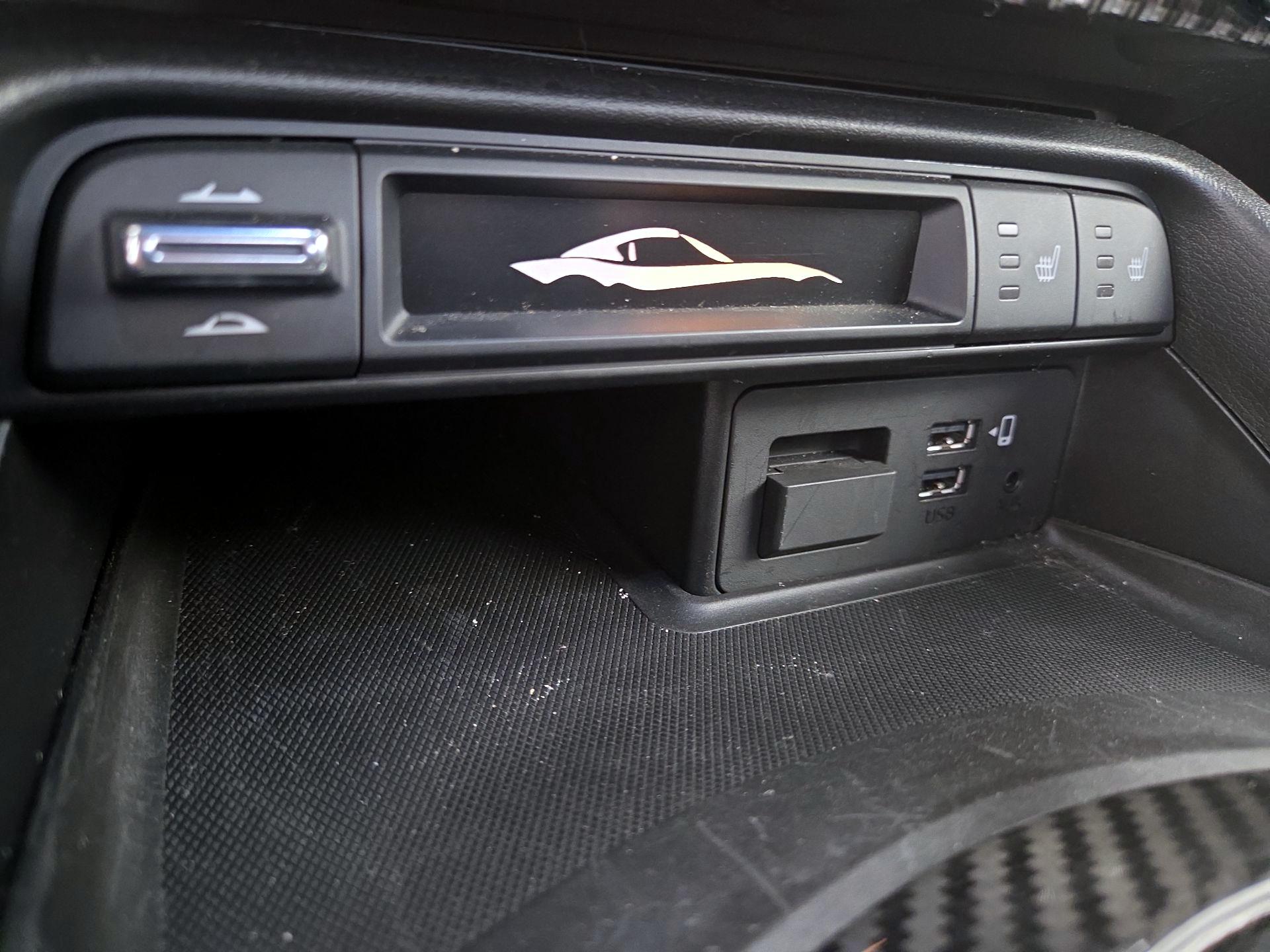 Thumbnail: 2020 Mazda MX-5 Miata - 18