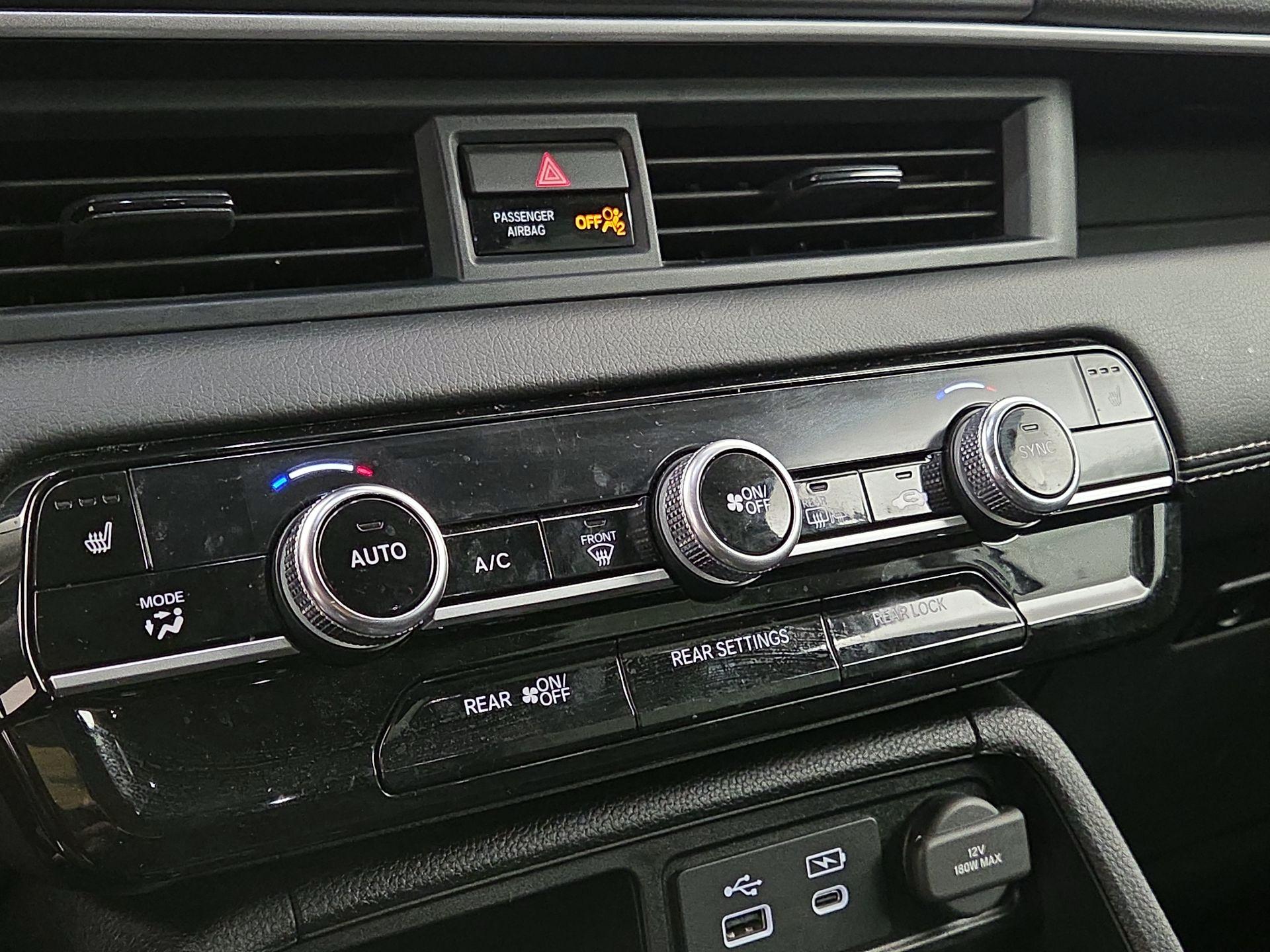 Thumbnail: 2024 Honda Pilot - 16