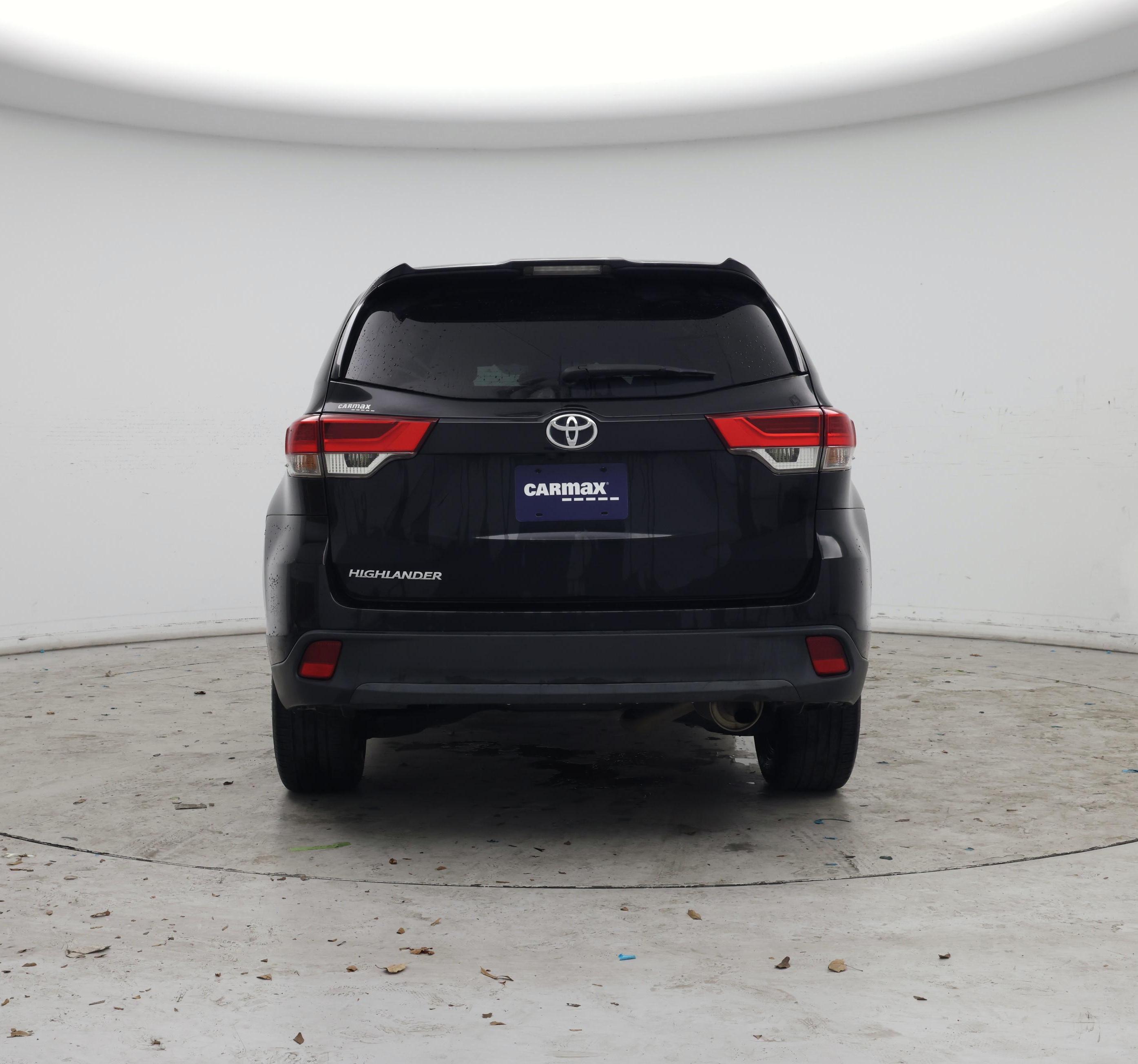 Thumbnail: 2017 Toyota Highlander - 6