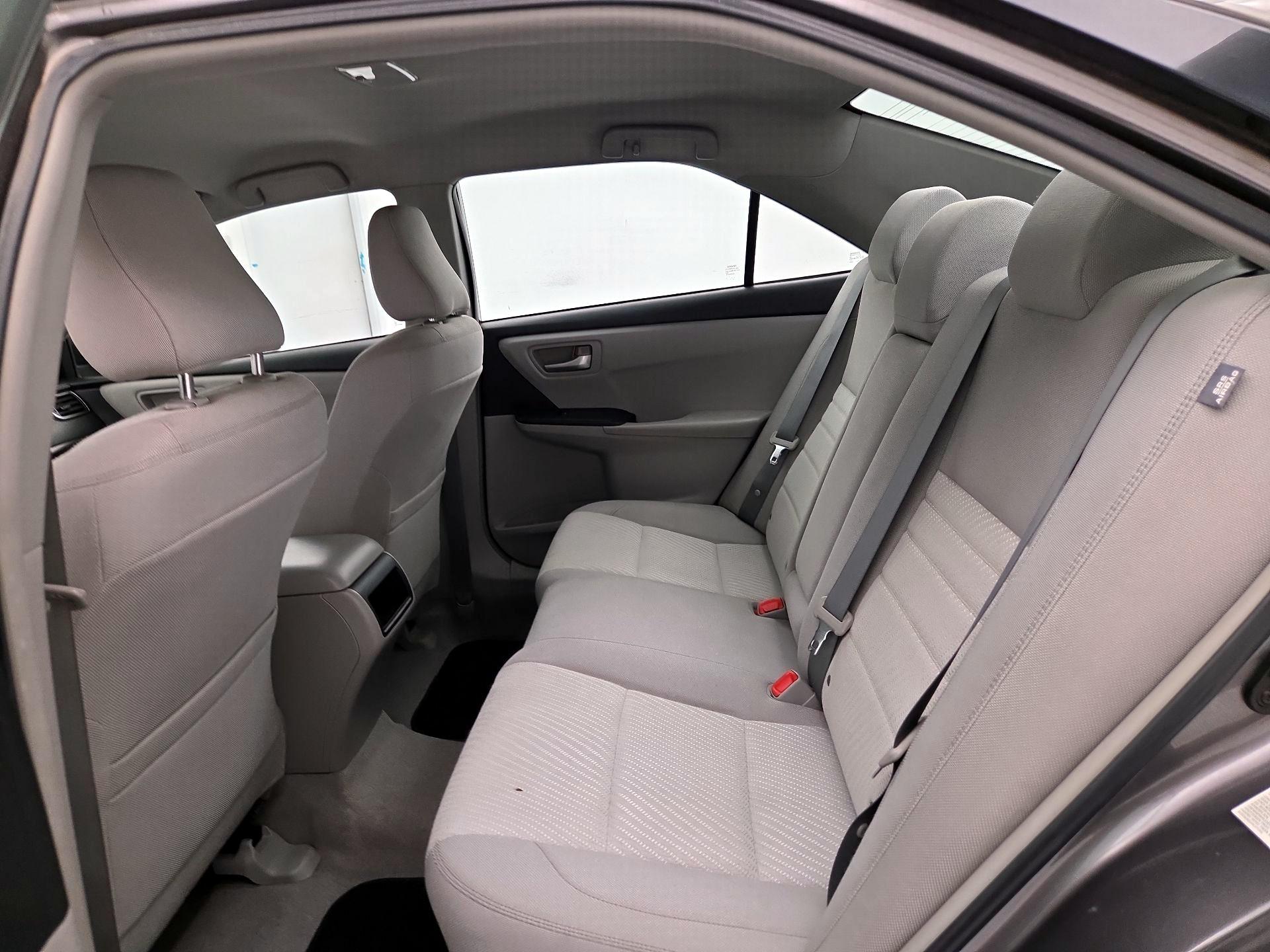 Thumbnail: 2015 Toyota Camry - 18