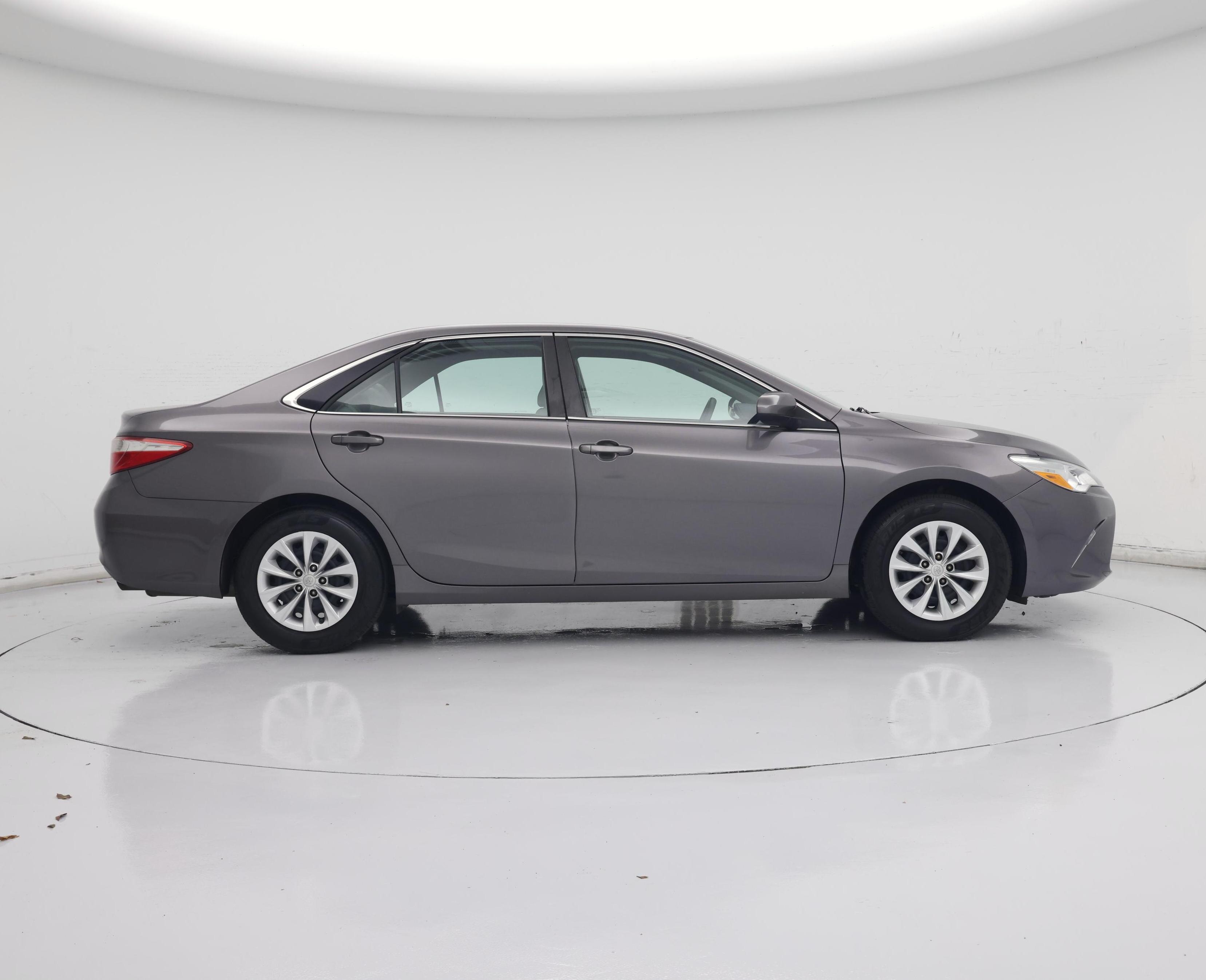 Thumbnail: 2015 Toyota Camry - 7