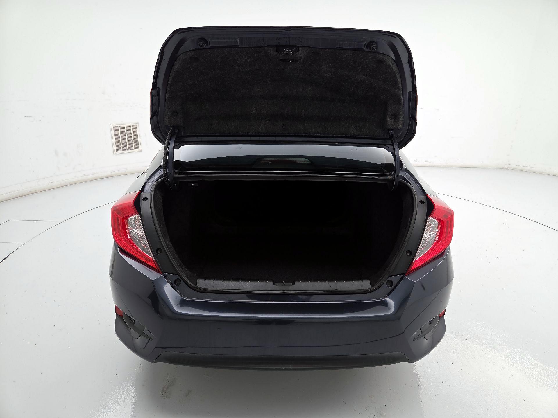 Thumbnail: 2017 Honda Civic - 19