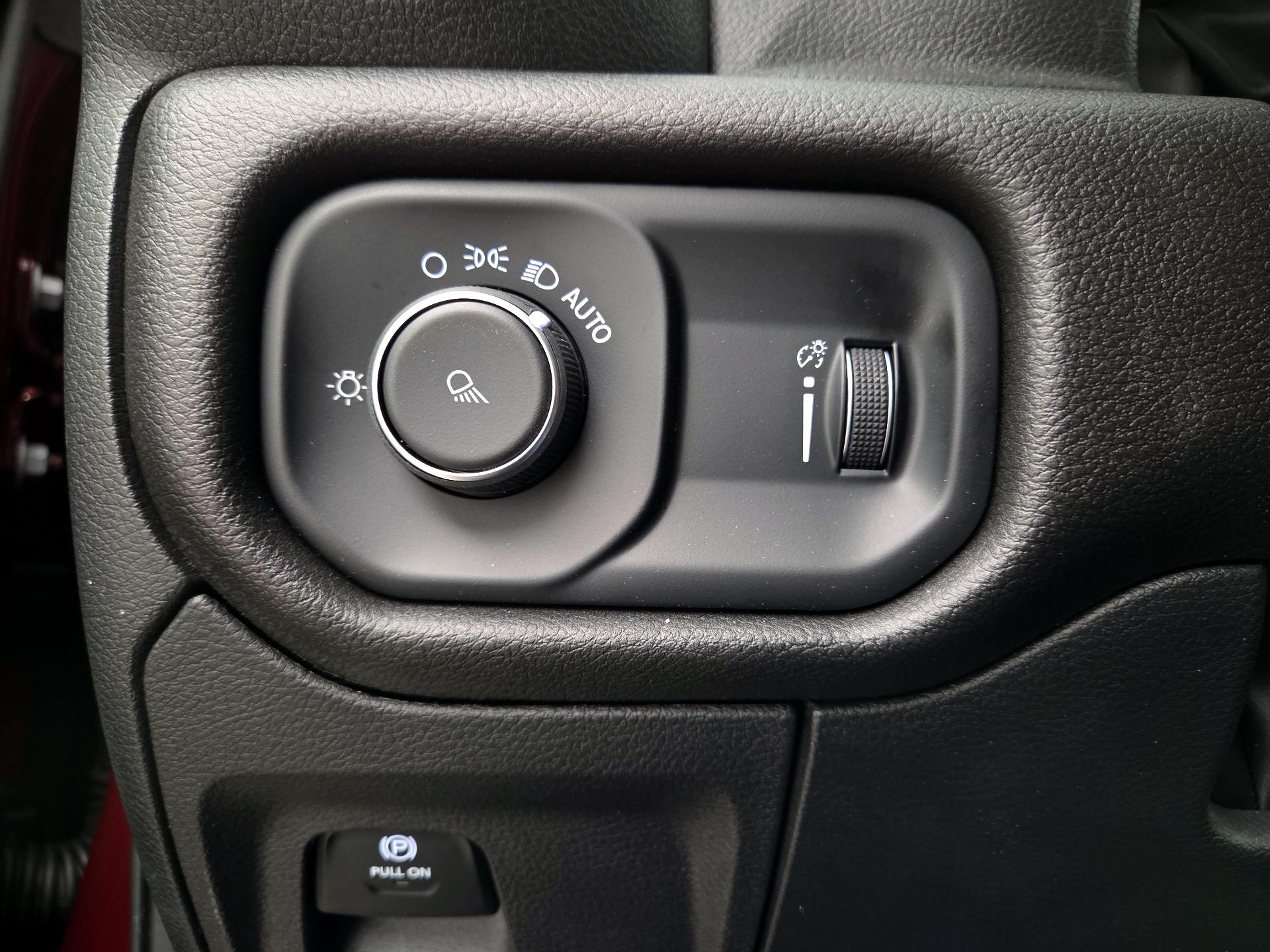 Thumbnail: 2025 RAM 1500 - 13