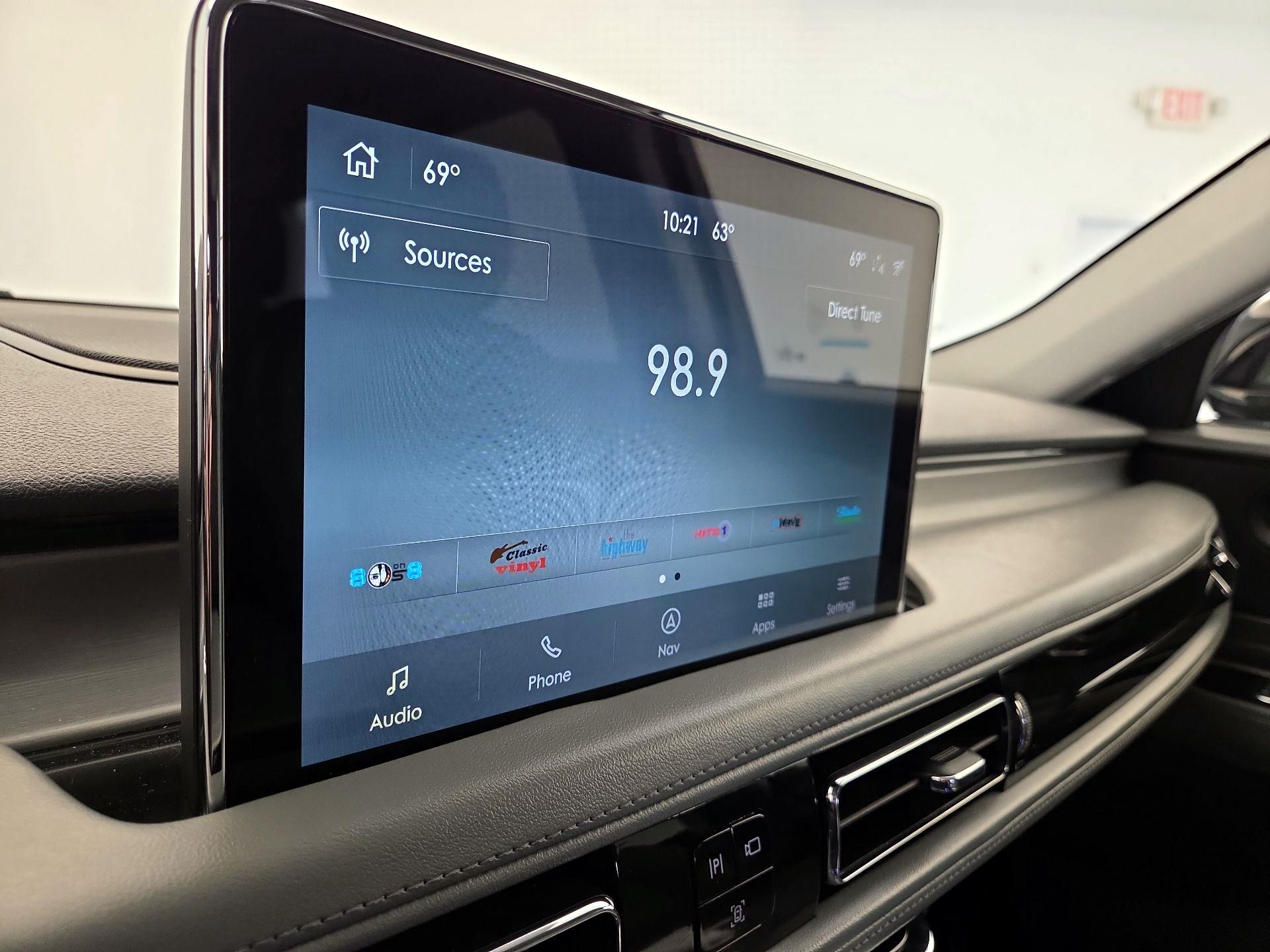 Thumbnail: 2020 Lincoln Aviator - 15