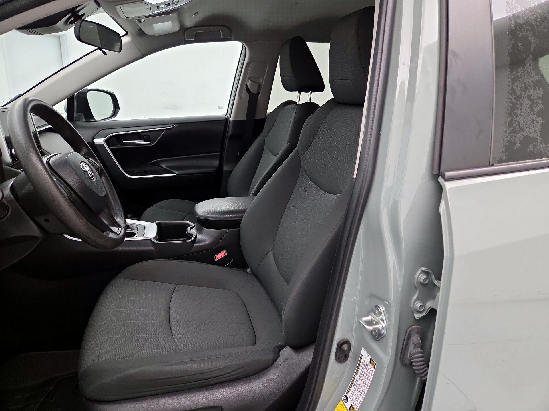 Thumbnail: 2023 Toyota RAV4 - 11