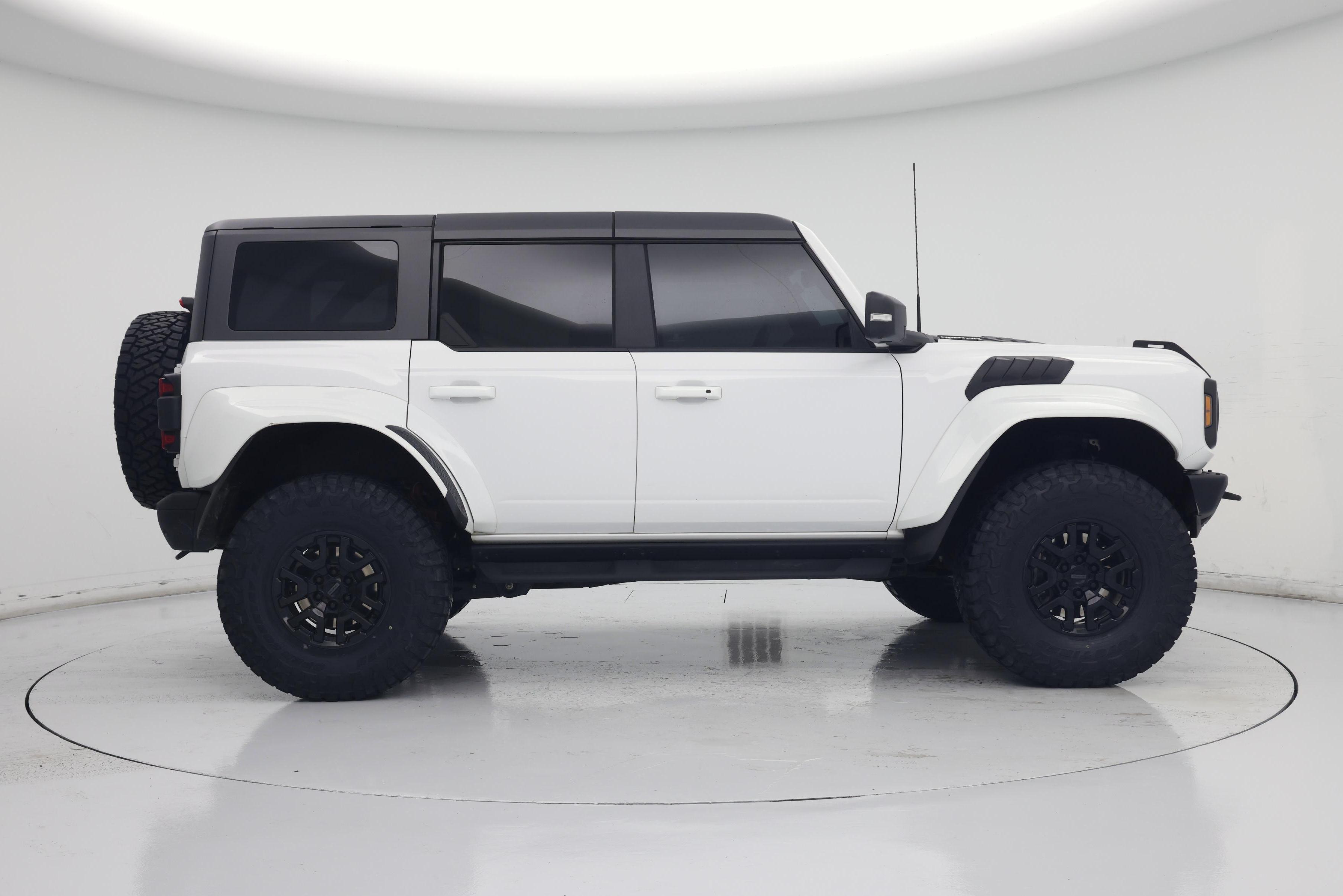 Thumbnail: 2024 Ford Bronco - 7