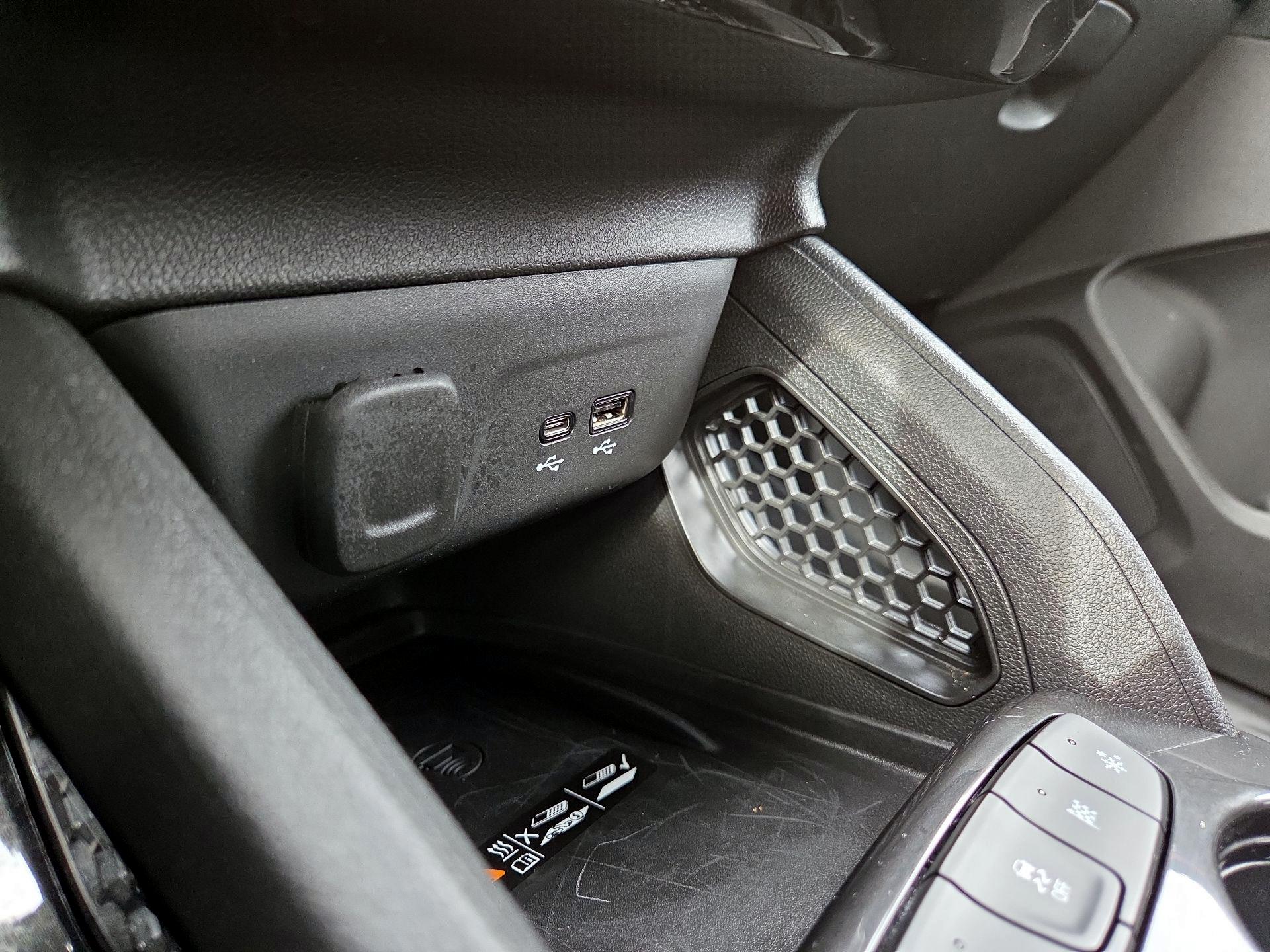 Thumbnail: 2025 Chevrolet TrailBlazer - 16