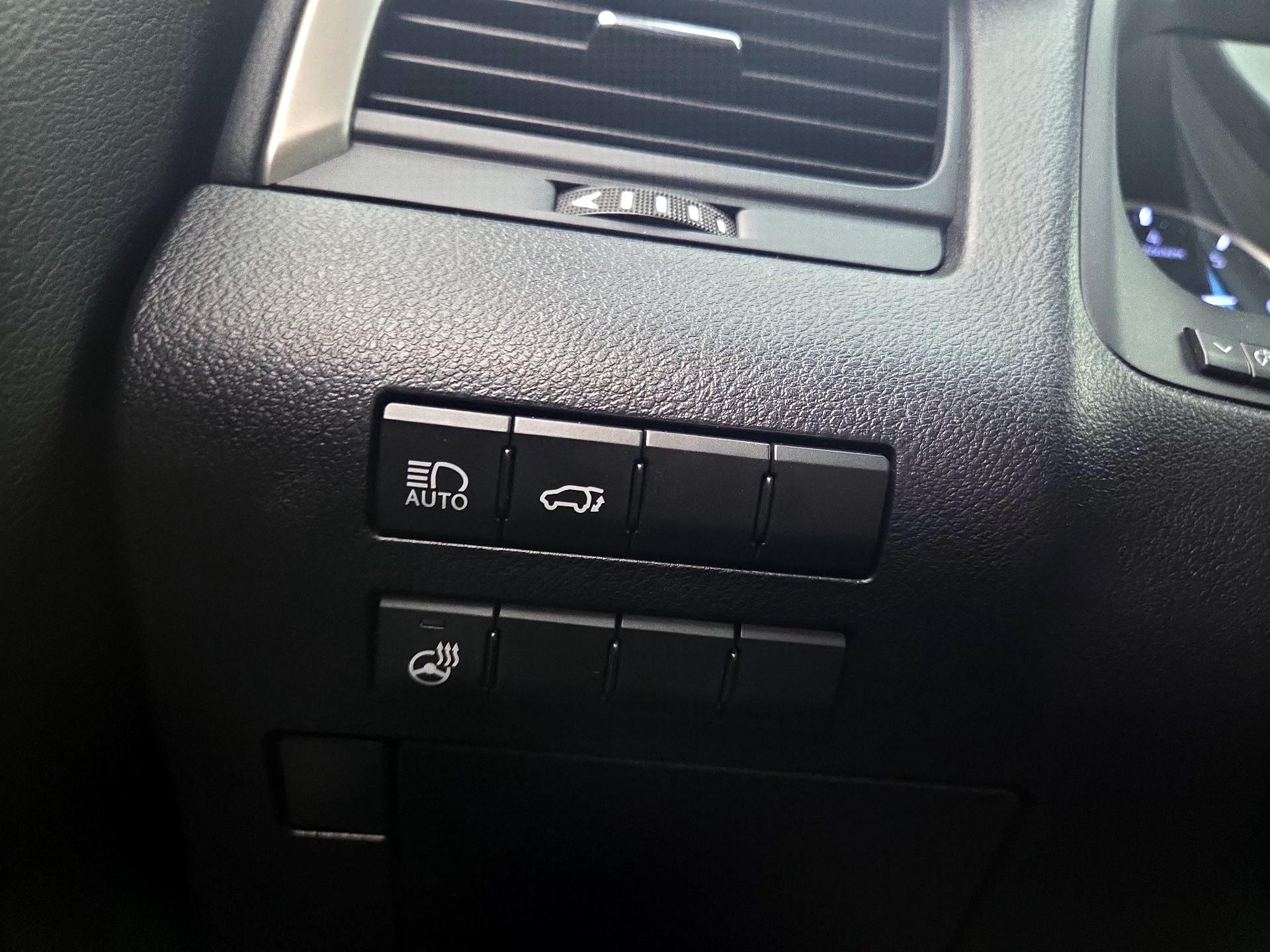 Thumbnail: 2016 Lexus RX - 13