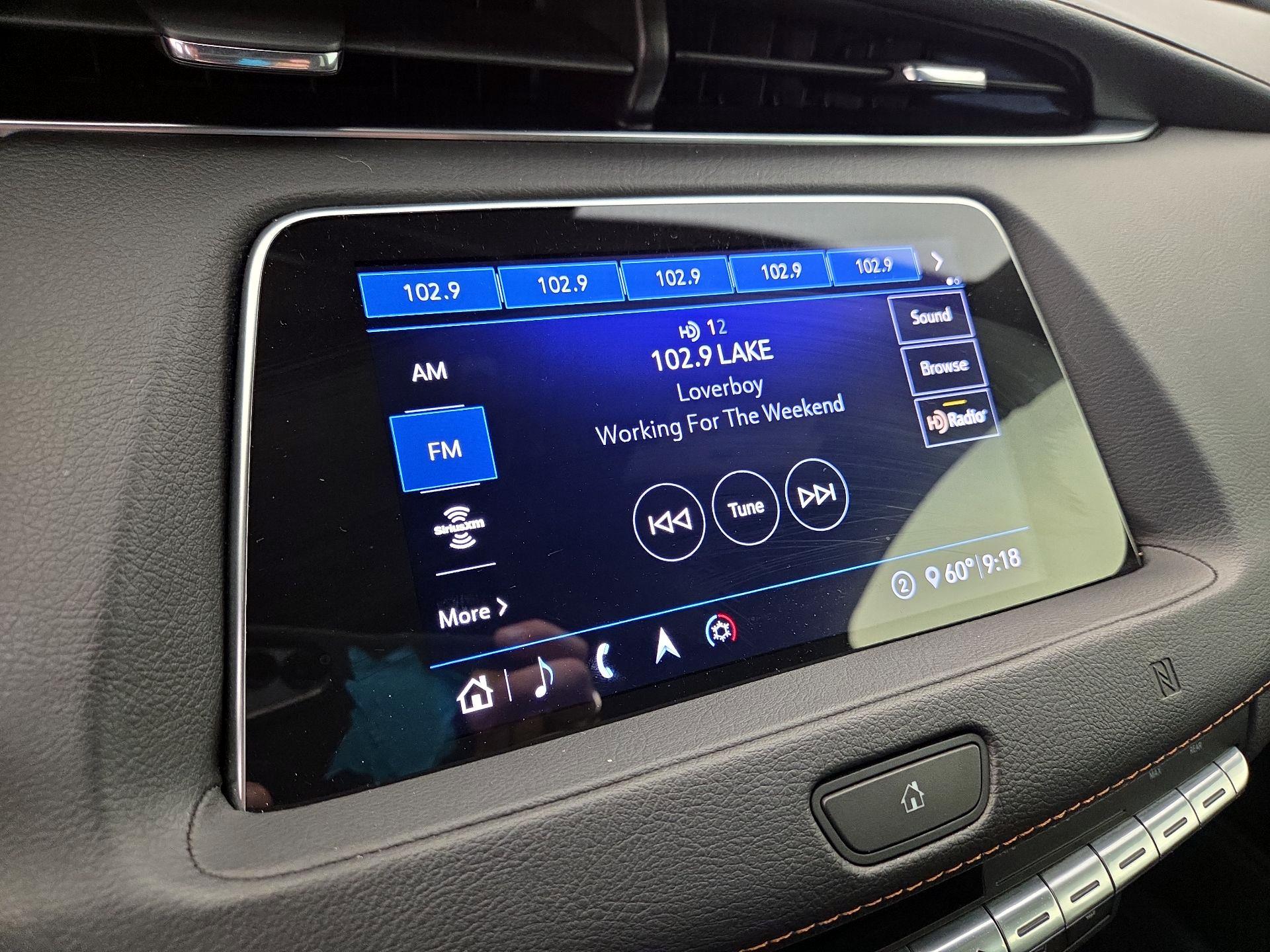 Thumbnail: 2020 Cadillac XT4 - 15