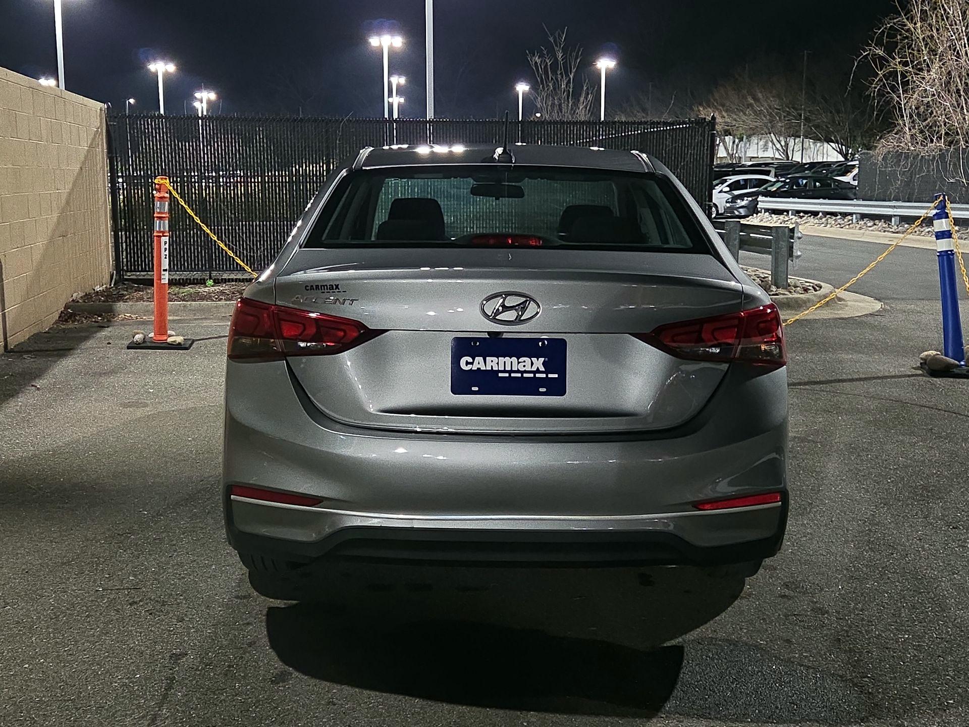 Thumbnail: 2022 Hyundai Accent - 6