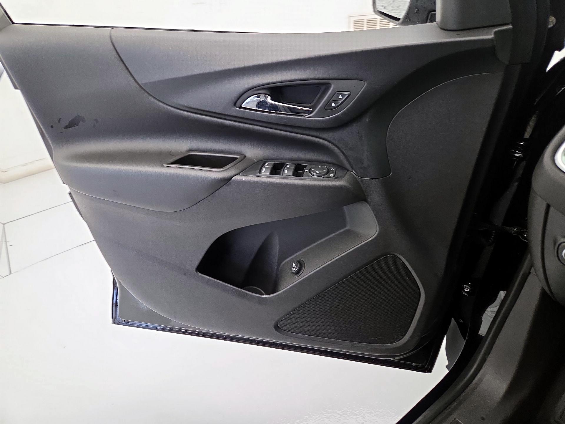 Thumbnail: 2019 Chevrolet Equinox - 12