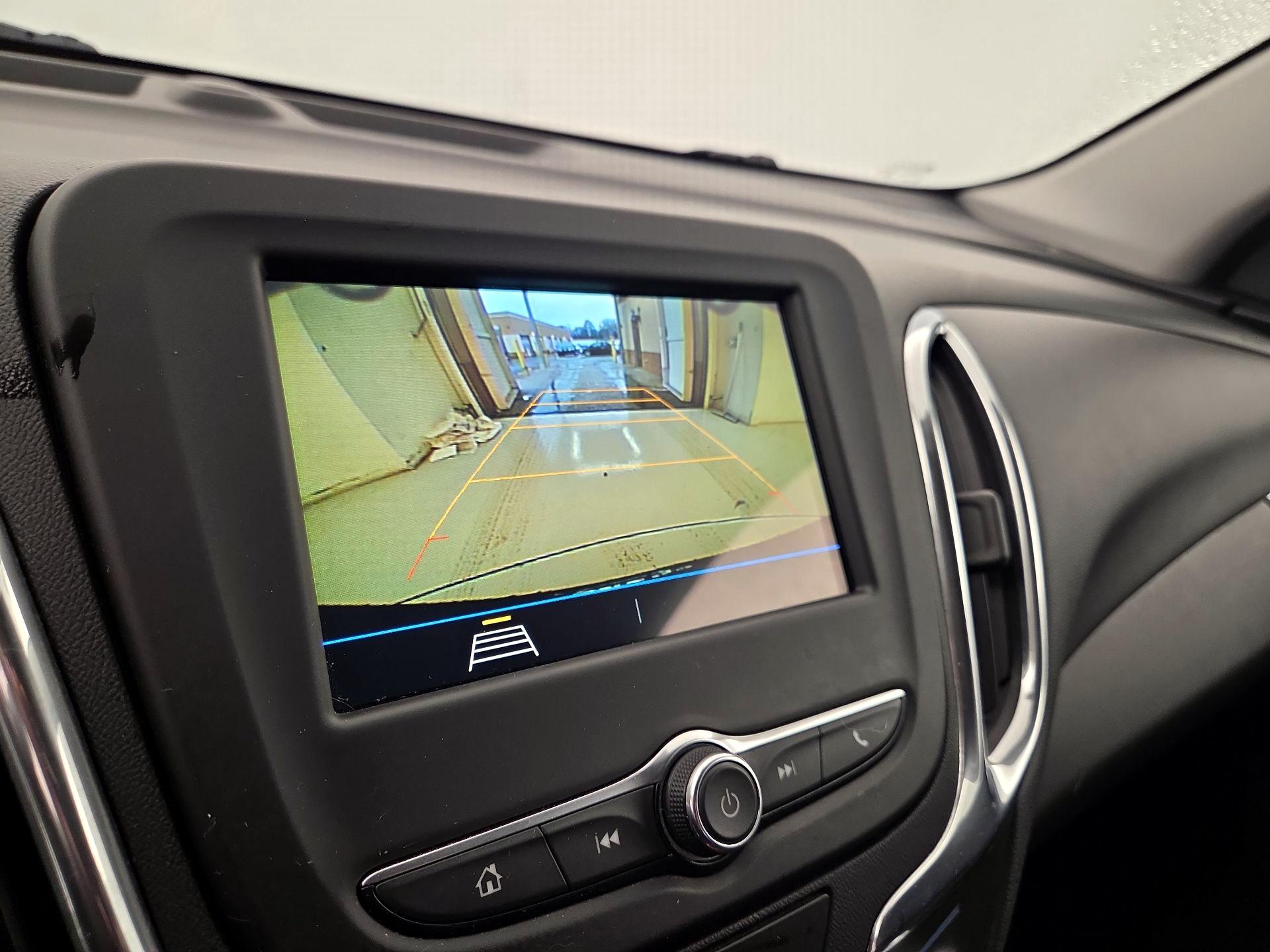 Thumbnail: 2019 Chevrolet Equinox - 14