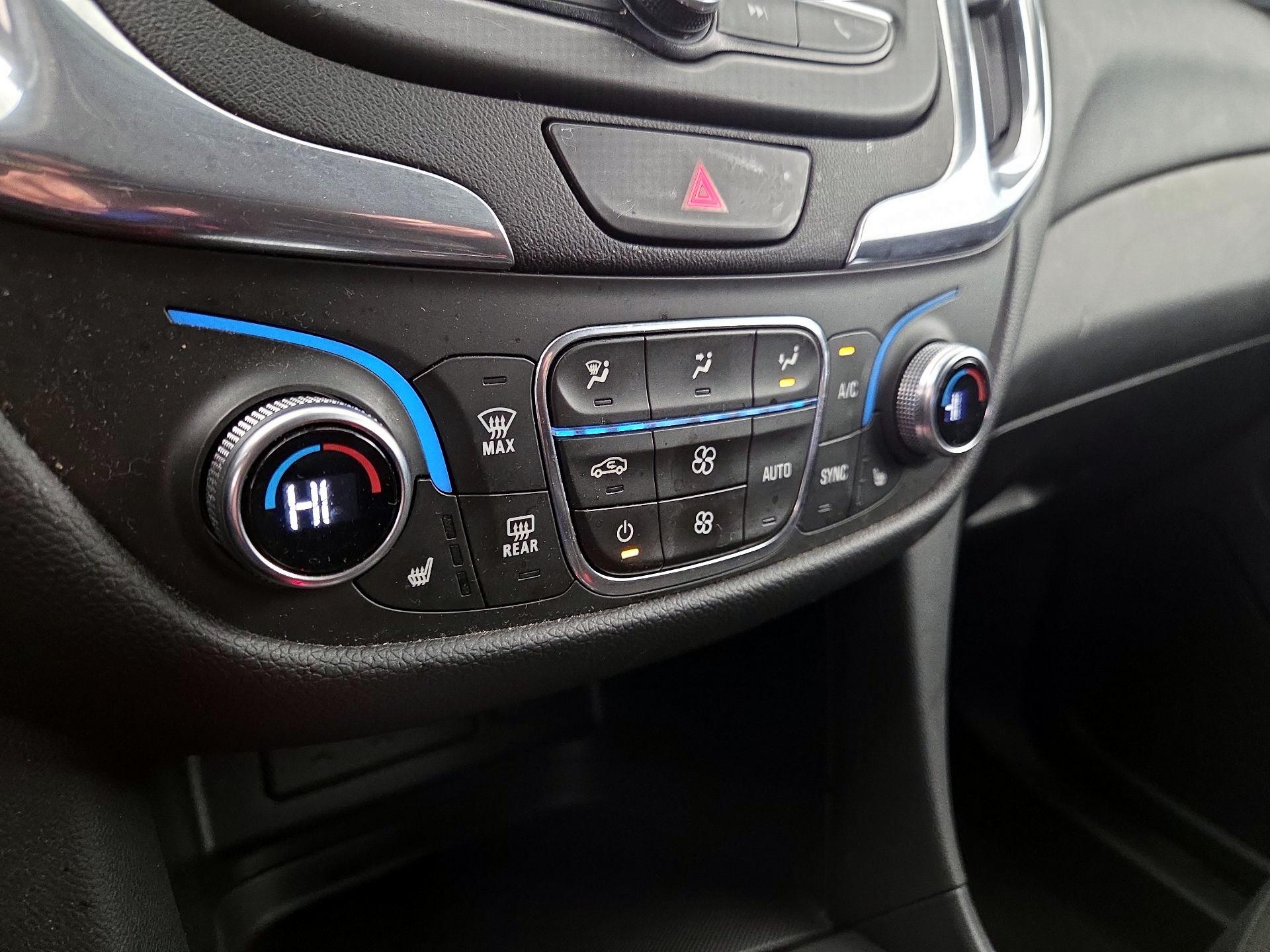 Thumbnail: 2019 Chevrolet Equinox - 16