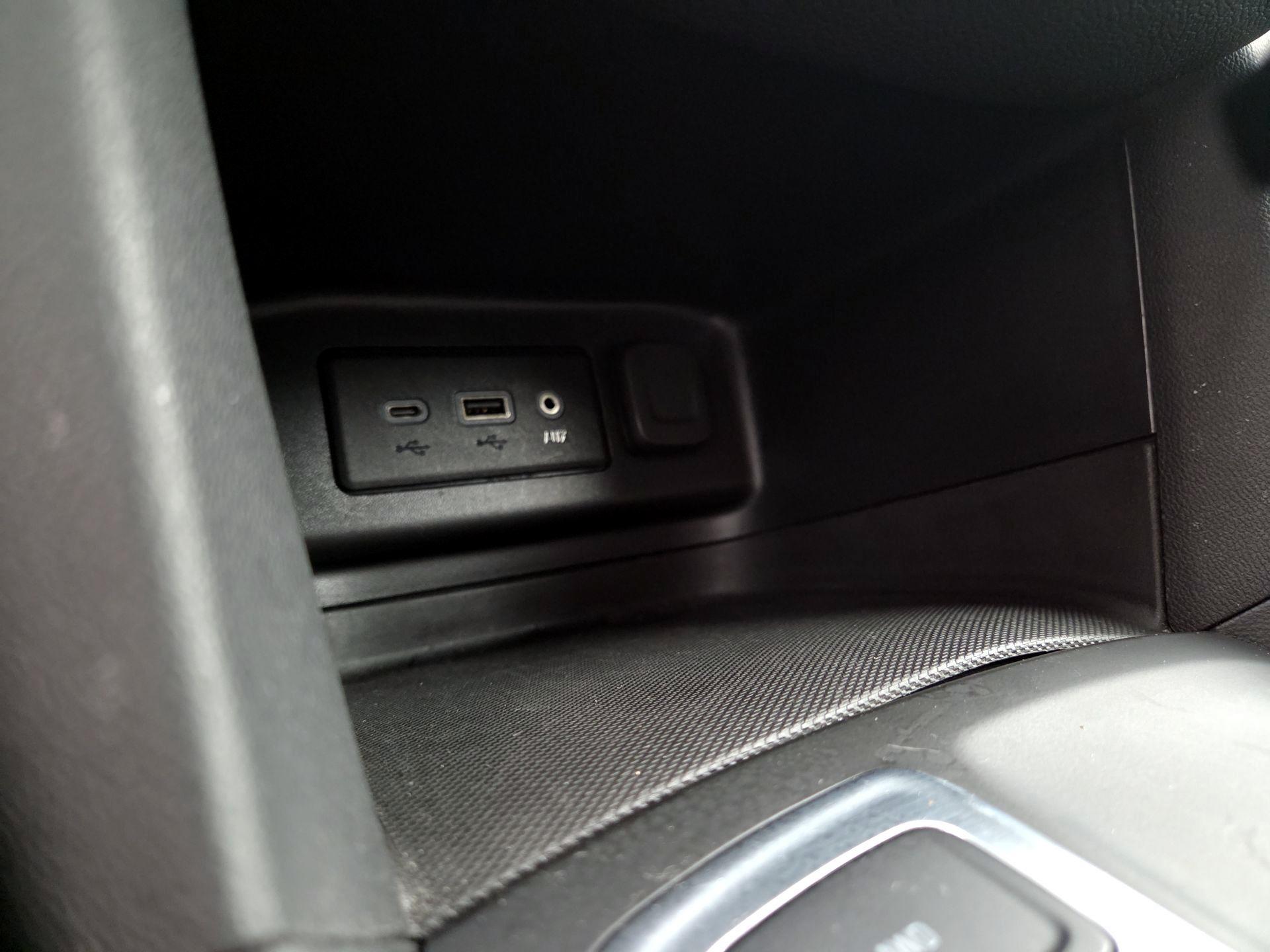 Thumbnail: 2019 Chevrolet Equinox - 18