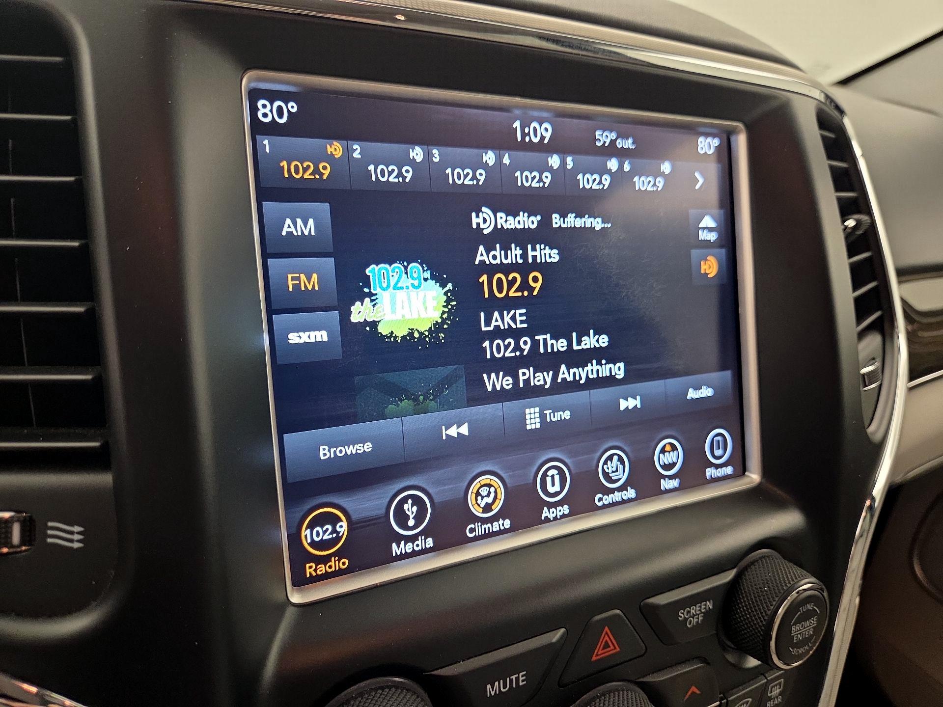 Thumbnail: 2018 Jeep Grand Cherokee - 16