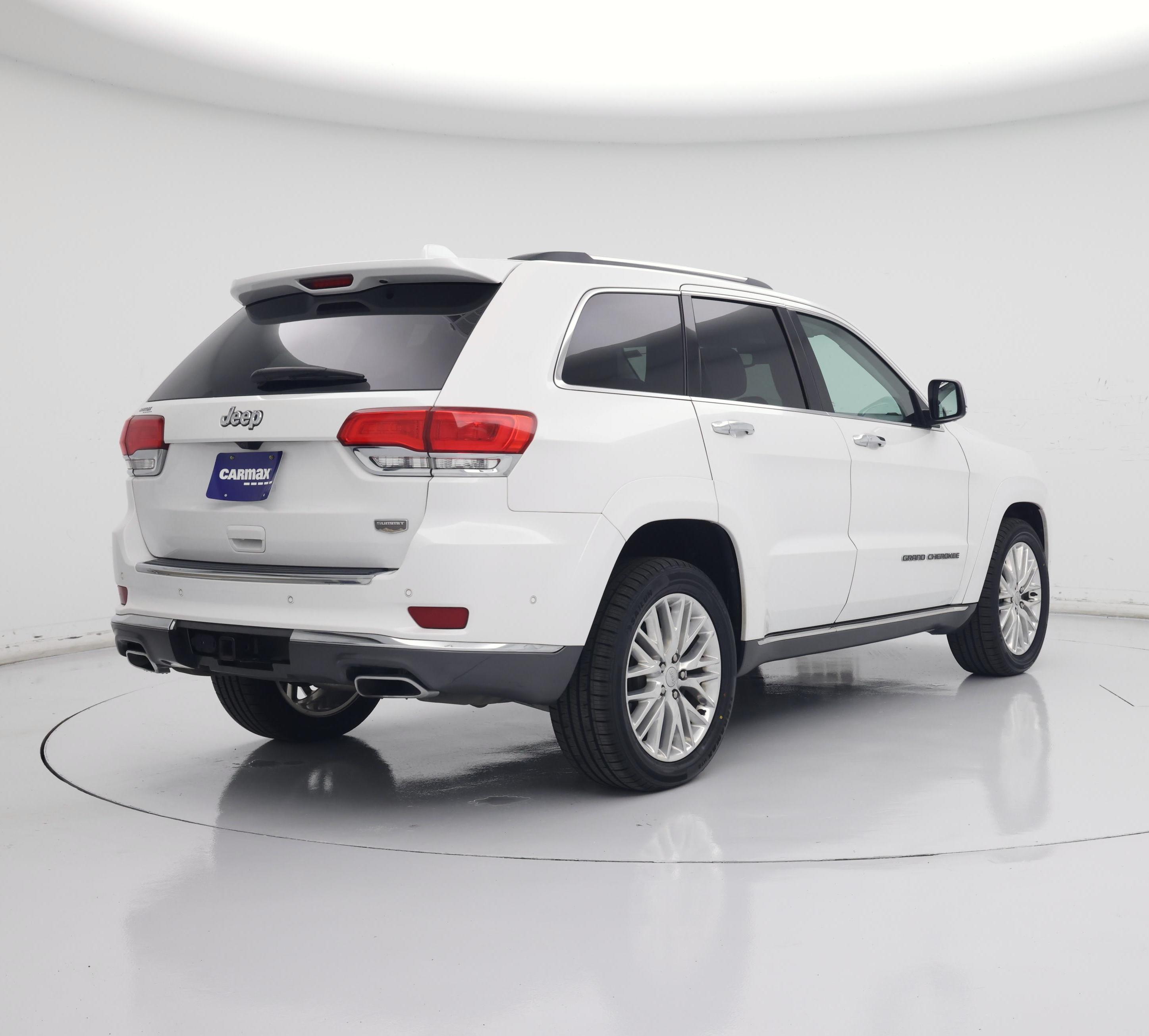 Thumbnail: 2018 Jeep Grand Cherokee - 8