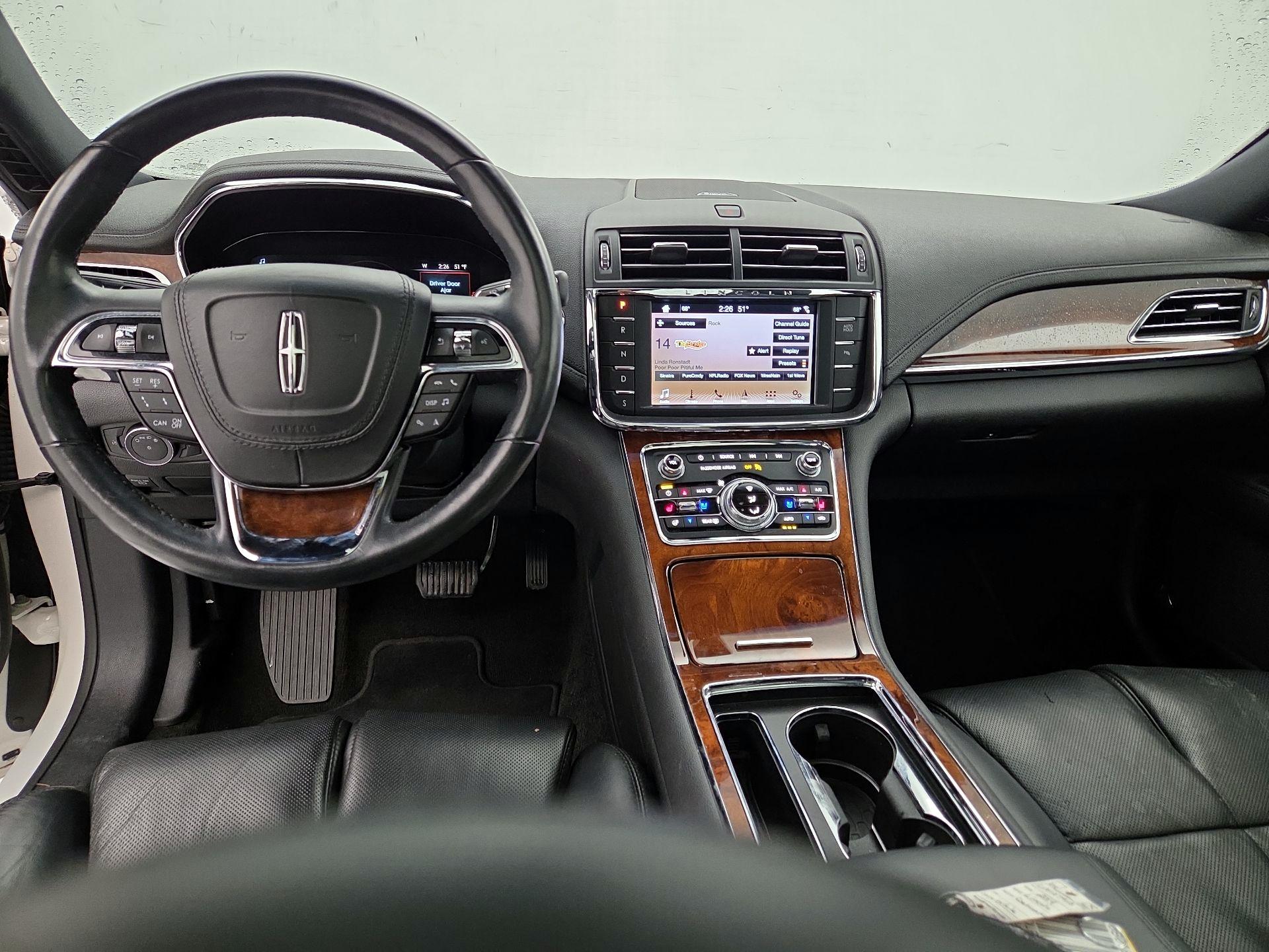 Thumbnail: 2019 Lincoln Continental - 9