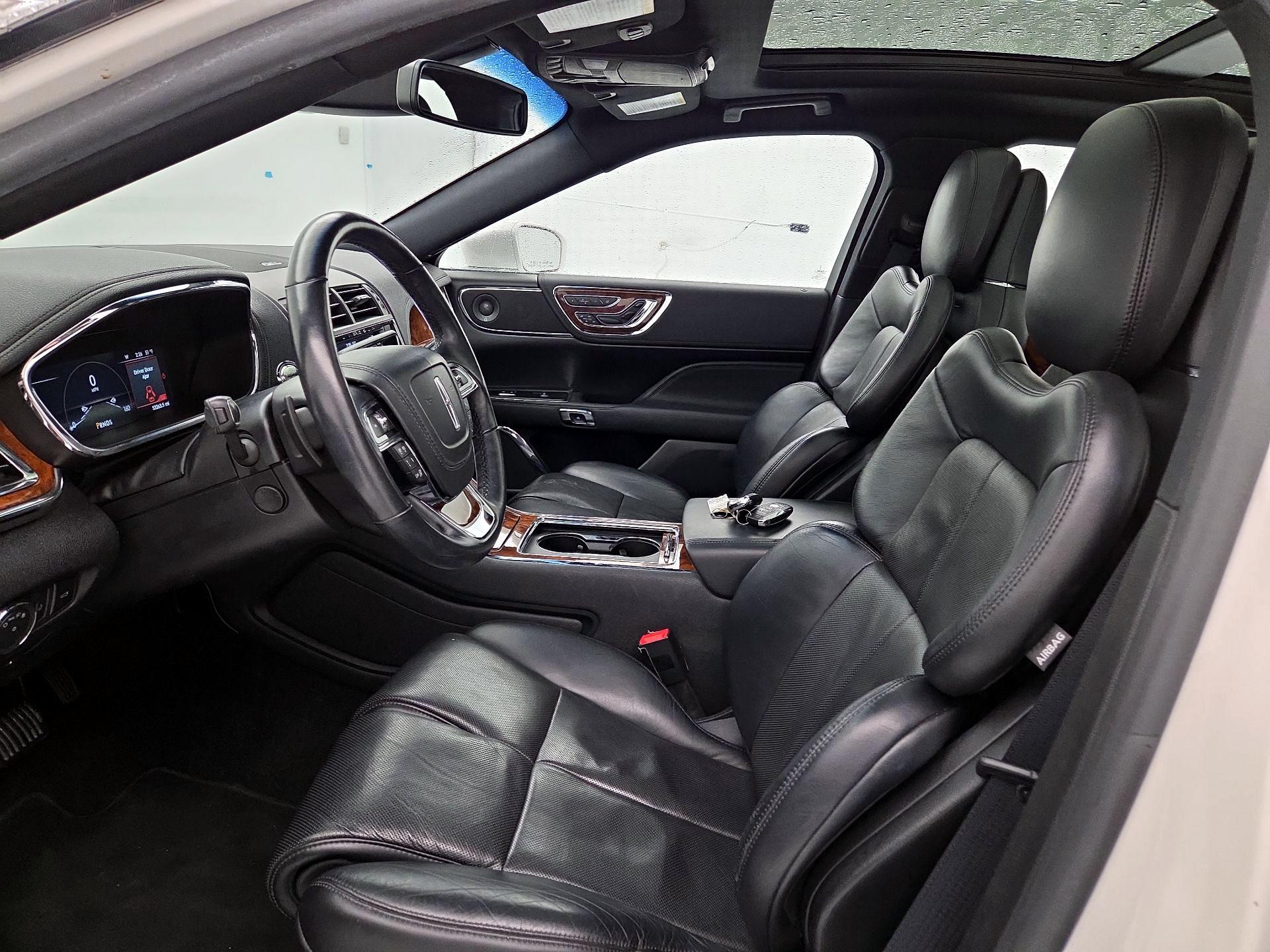 Thumbnail: 2019 Lincoln Continental - 11