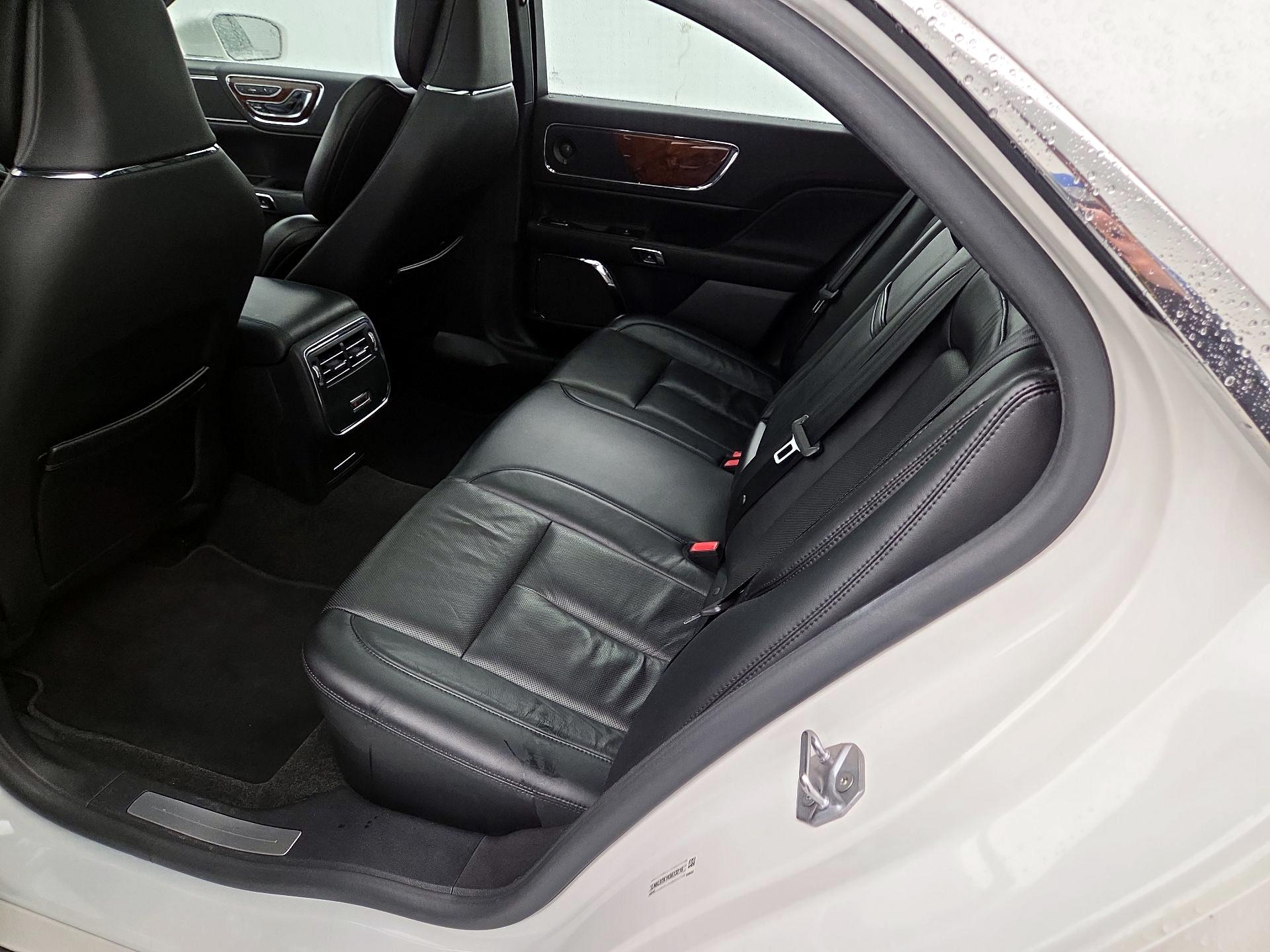 Thumbnail: 2019 Lincoln Continental - 20