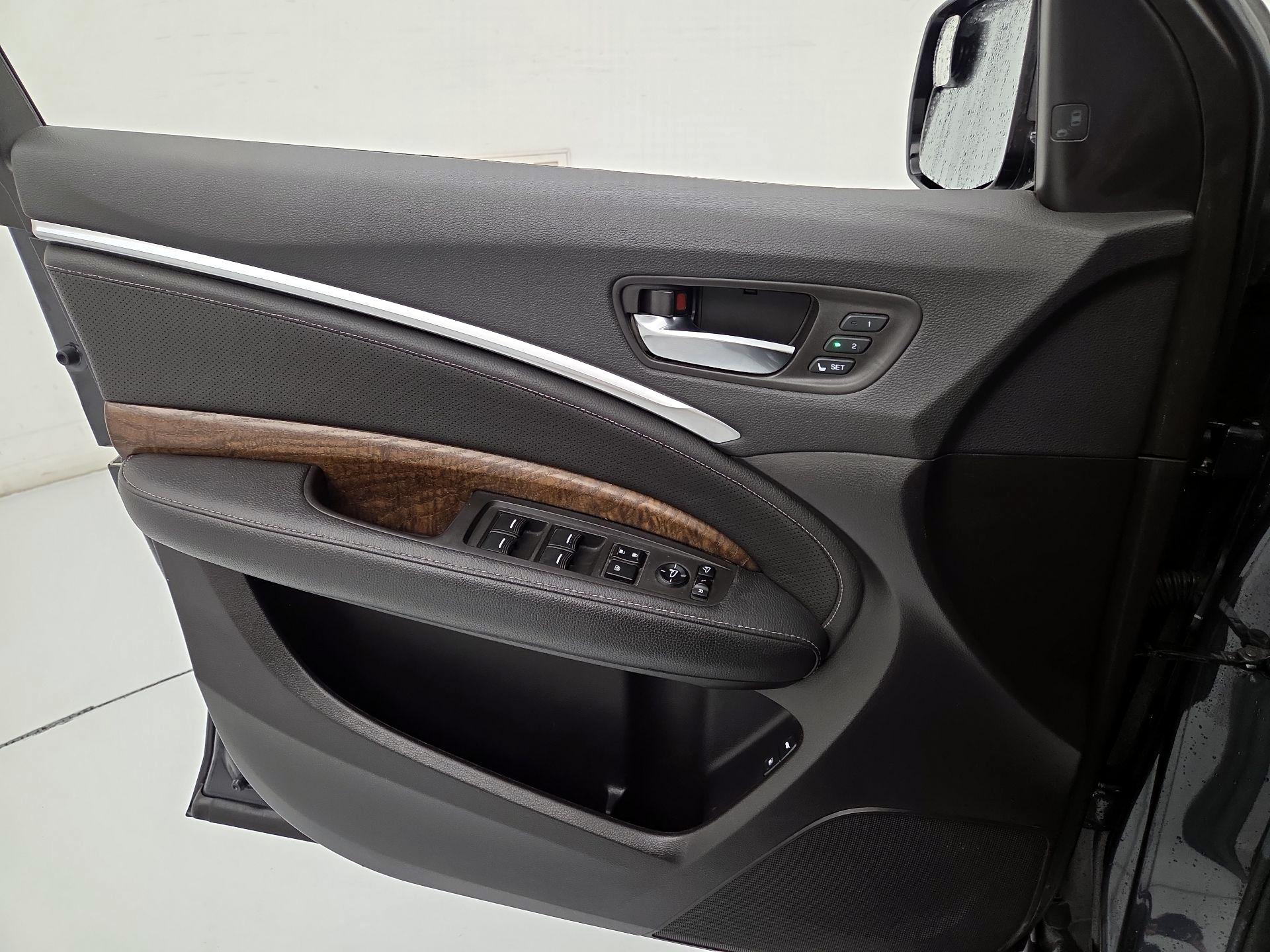 Thumbnail: 2019 Acura MDX - 12