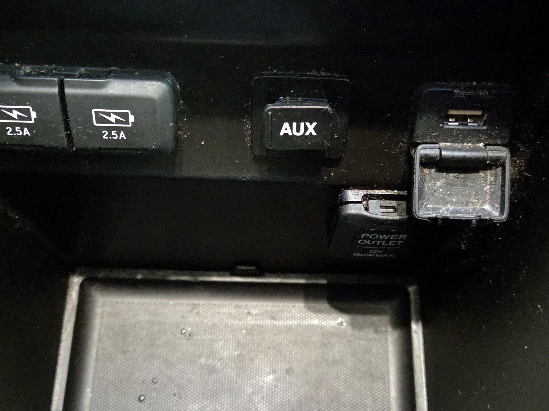 Thumbnail: 2019 Acura MDX - 18