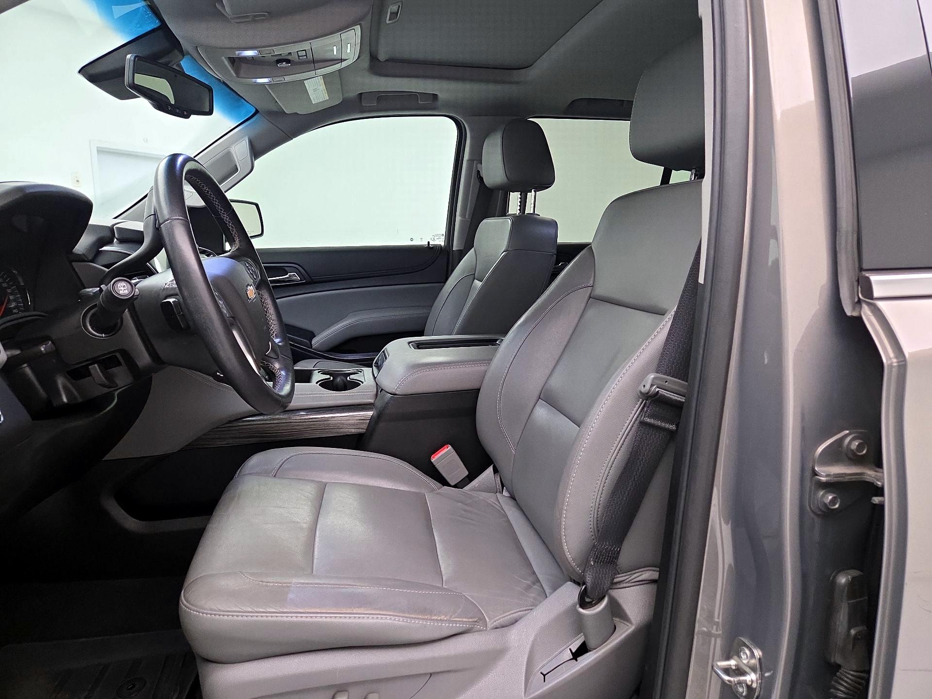 Thumbnail: 2019 Chevrolet Tahoe - 11