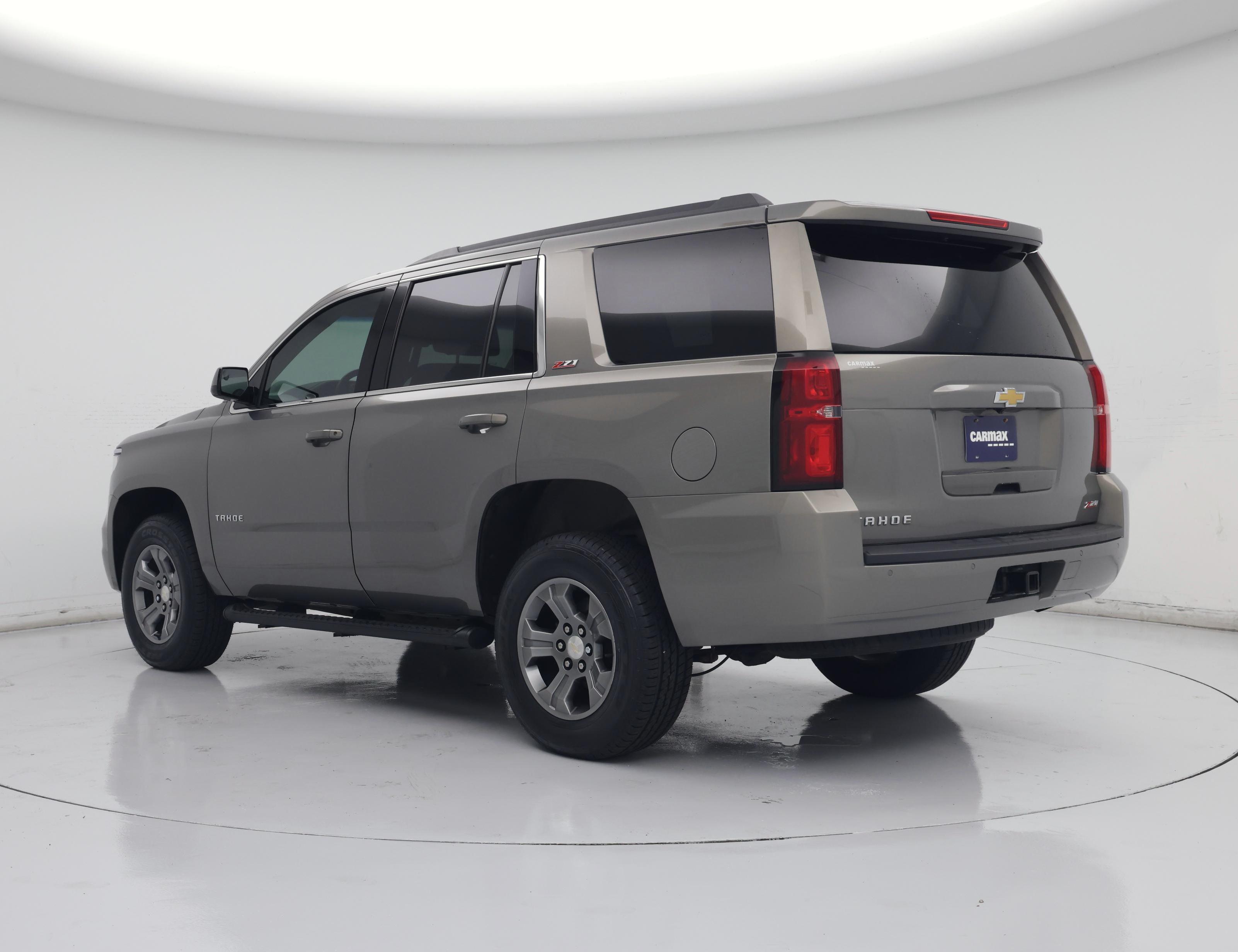 Thumbnail: 2019 Chevrolet Tahoe - 2