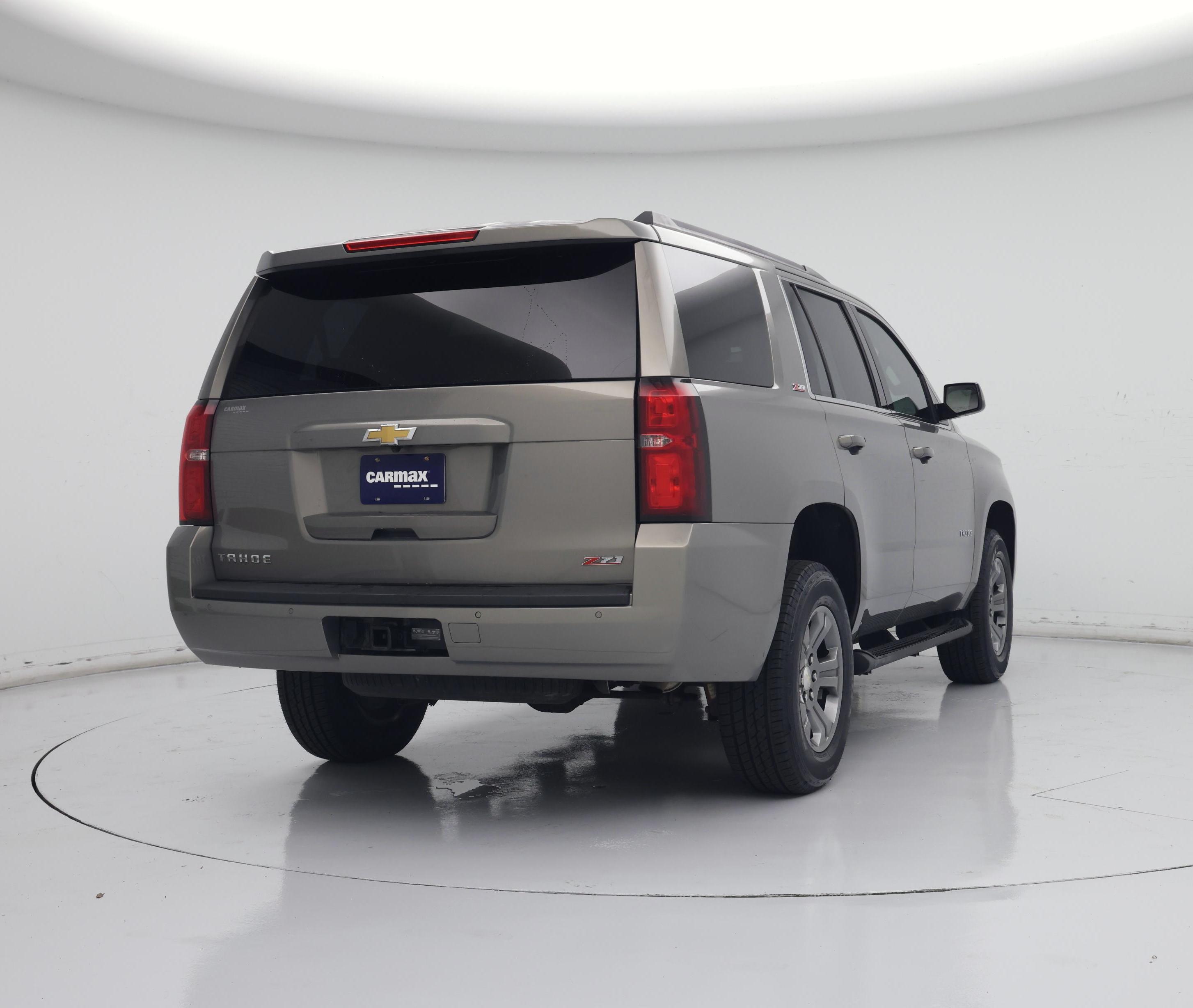 Thumbnail: 2019 Chevrolet Tahoe - 8