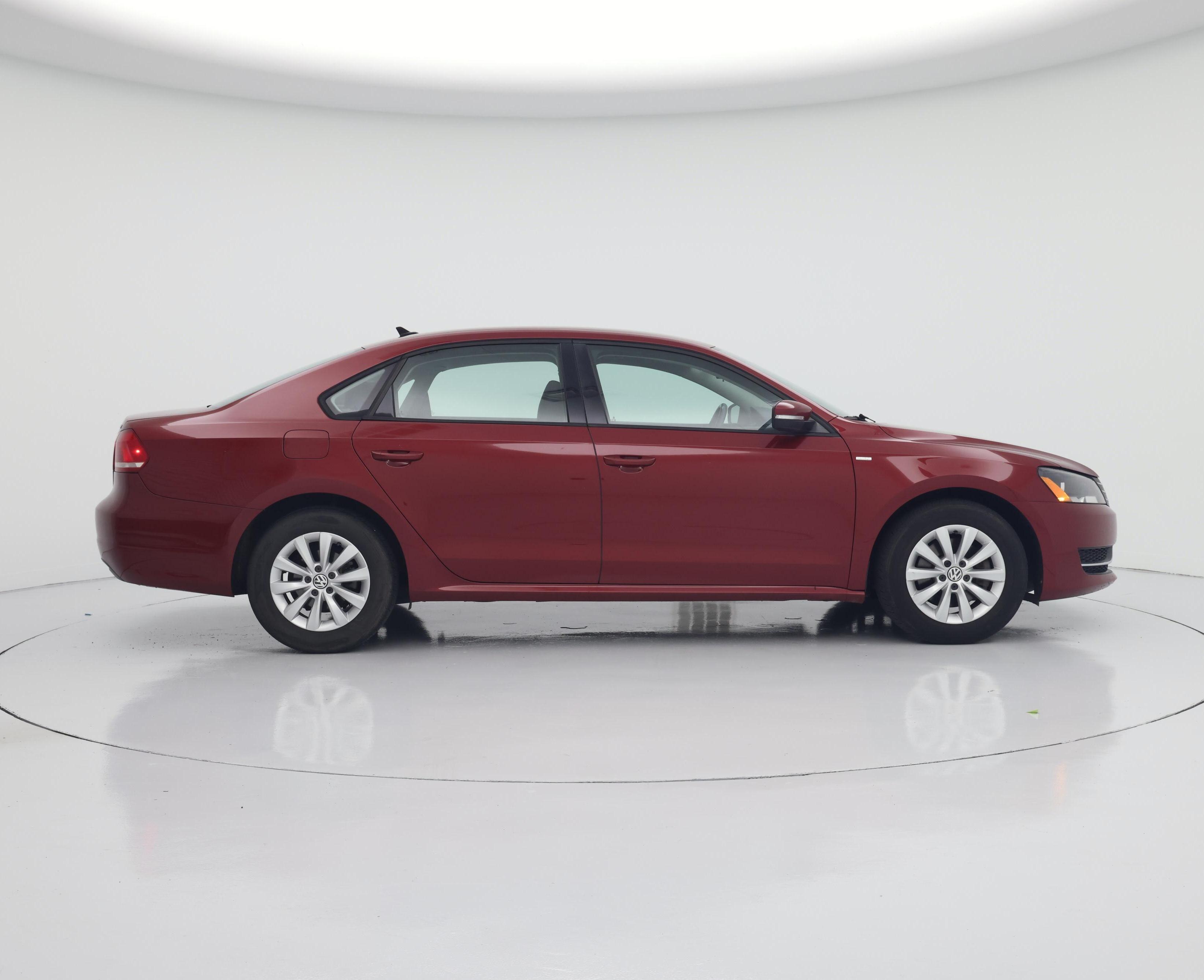 Thumbnail: 2015 Volkswagen Passat - 7