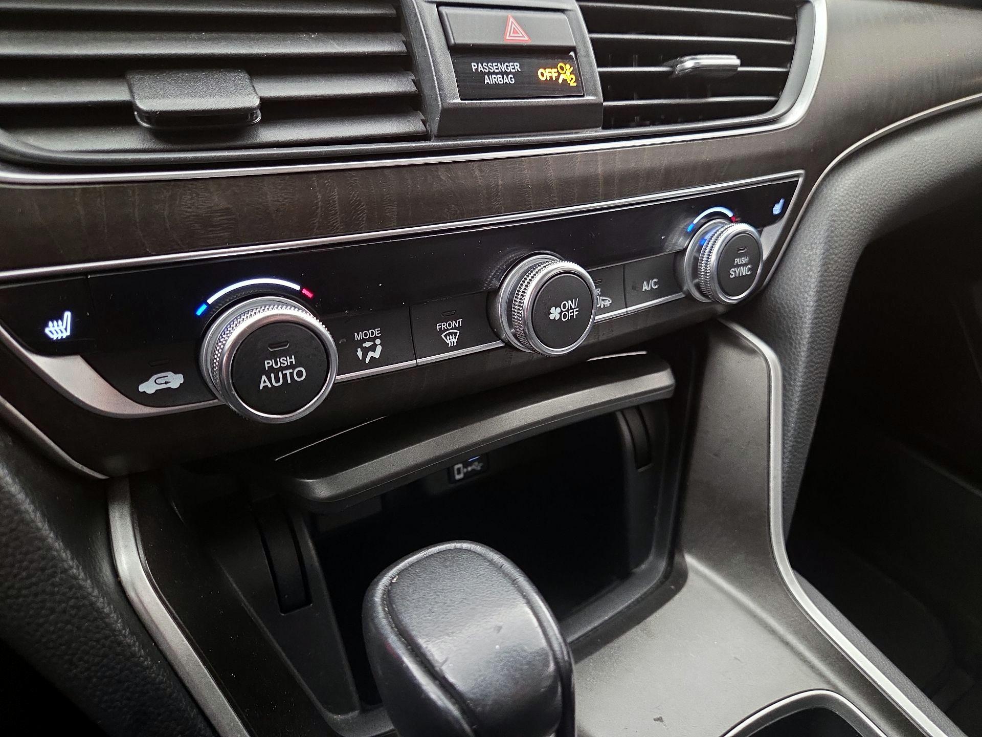 Thumbnail: 2018 Honda Accord - 16