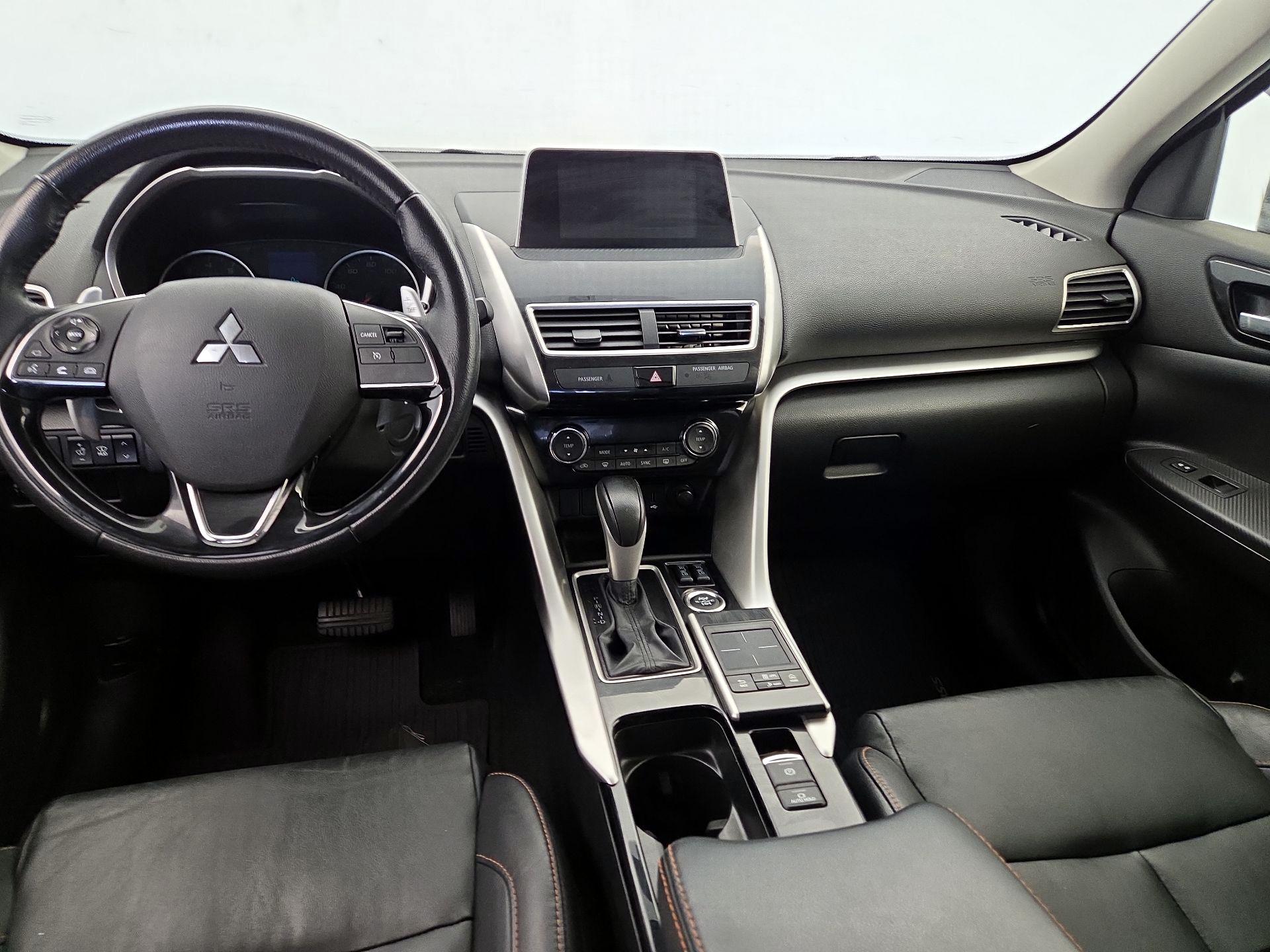 Thumbnail: 2018 Mitsubishi Eclipse Cross - 9