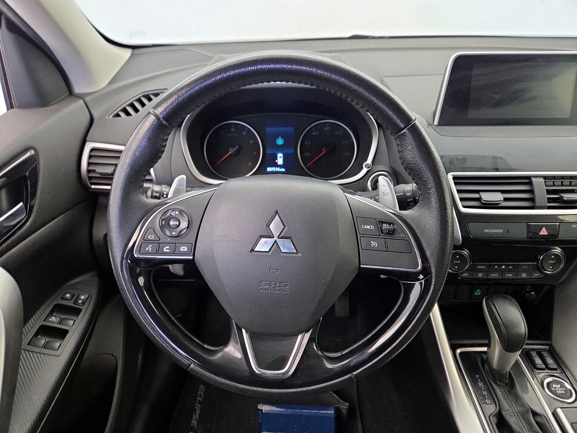 Thumbnail: 2018 Mitsubishi Eclipse Cross - 10