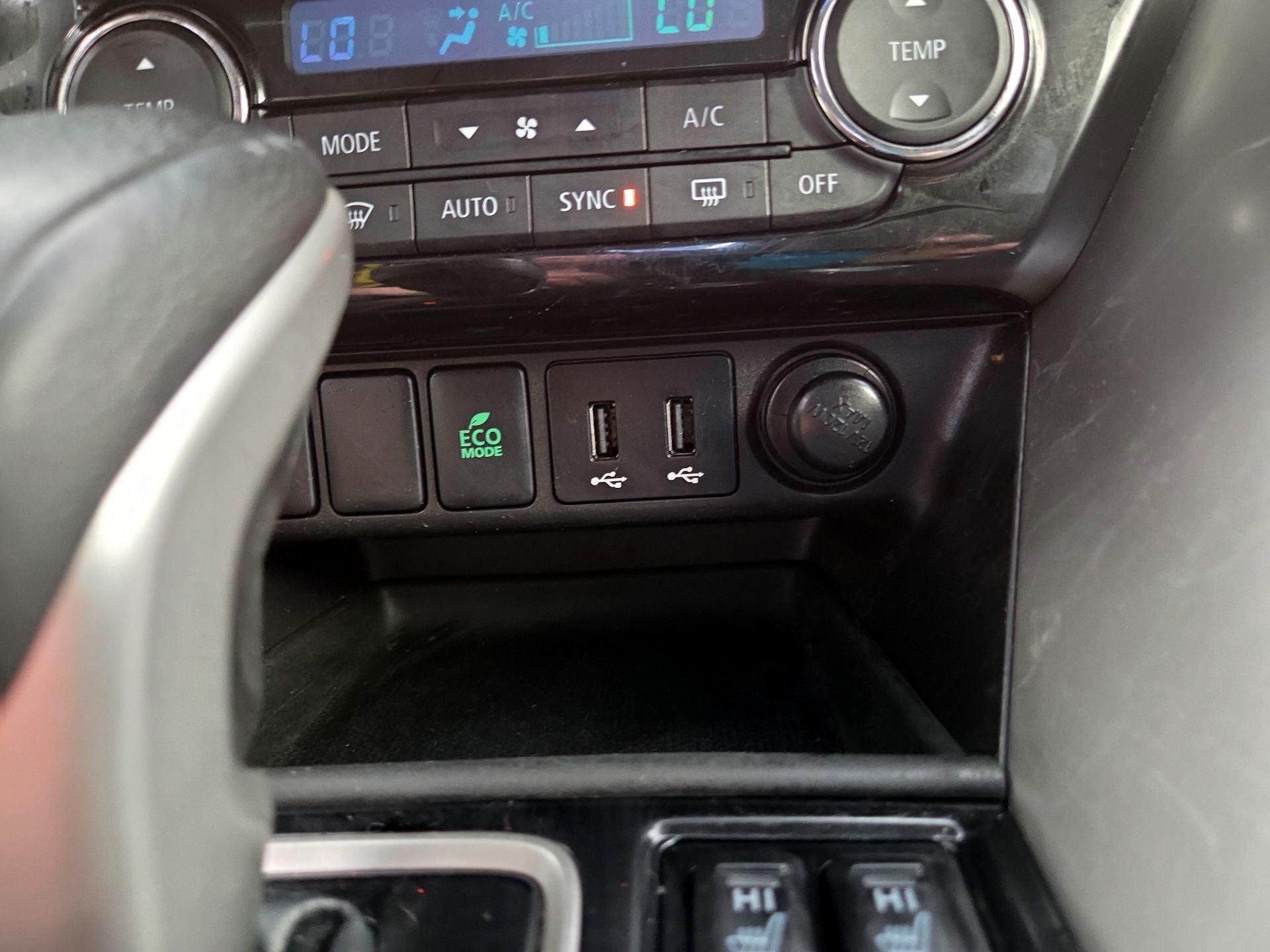 Thumbnail: 2018 Mitsubishi Eclipse Cross - 18