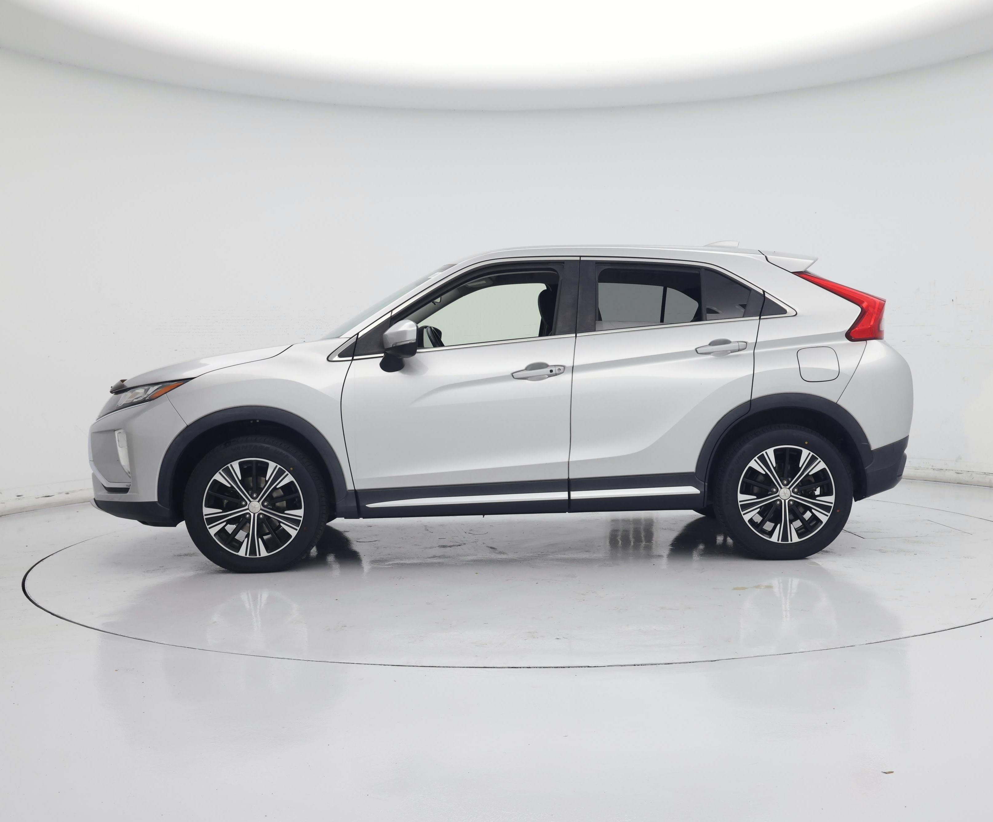 Thumbnail: 2018 Mitsubishi Eclipse Cross - 3