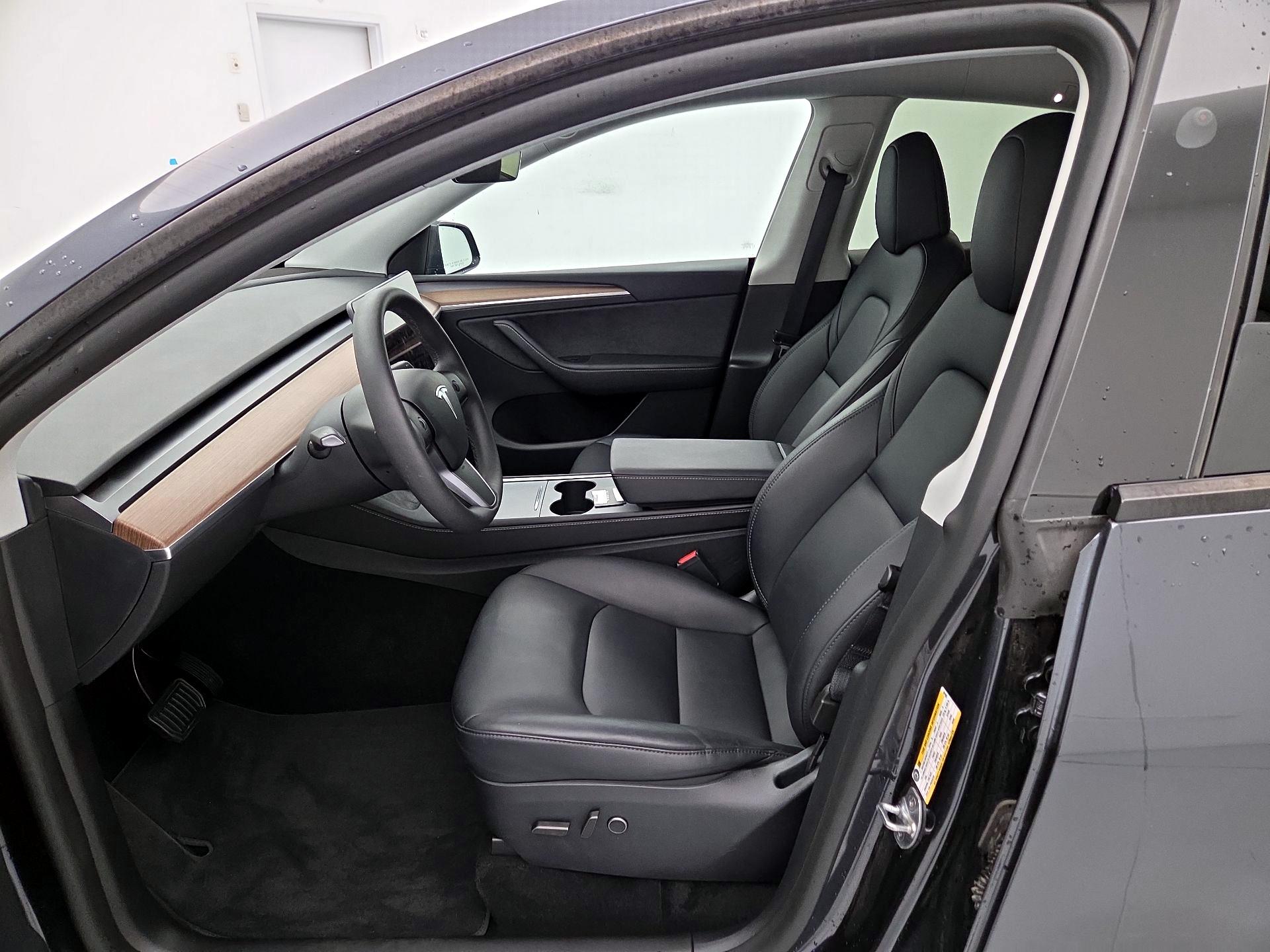 Thumbnail: 2025 Tesla Model Y - 11