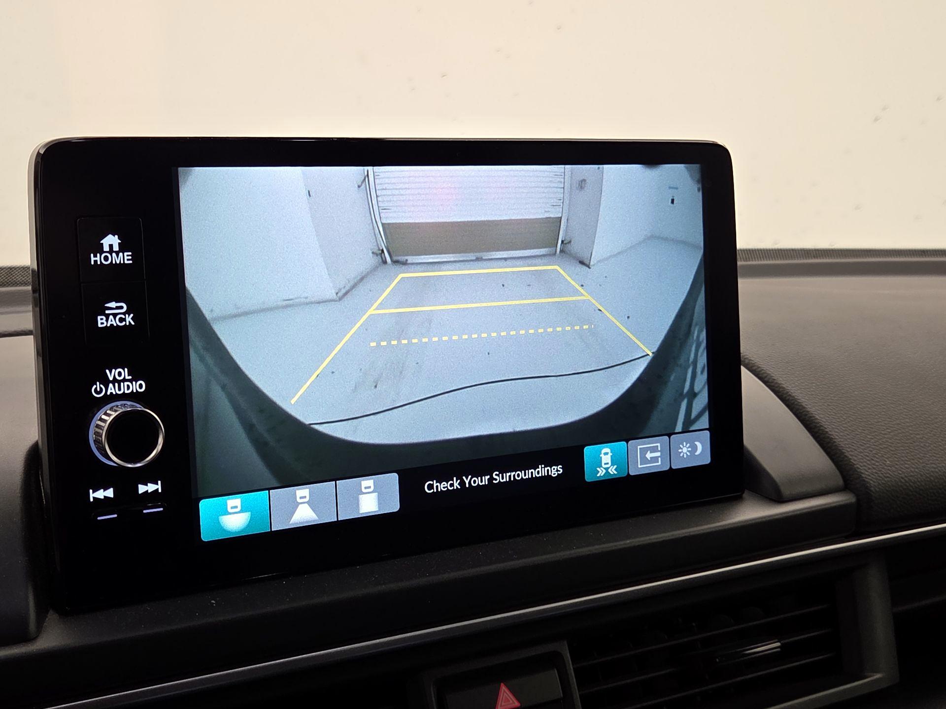 Thumbnail: 2023 Honda Pilot - 15