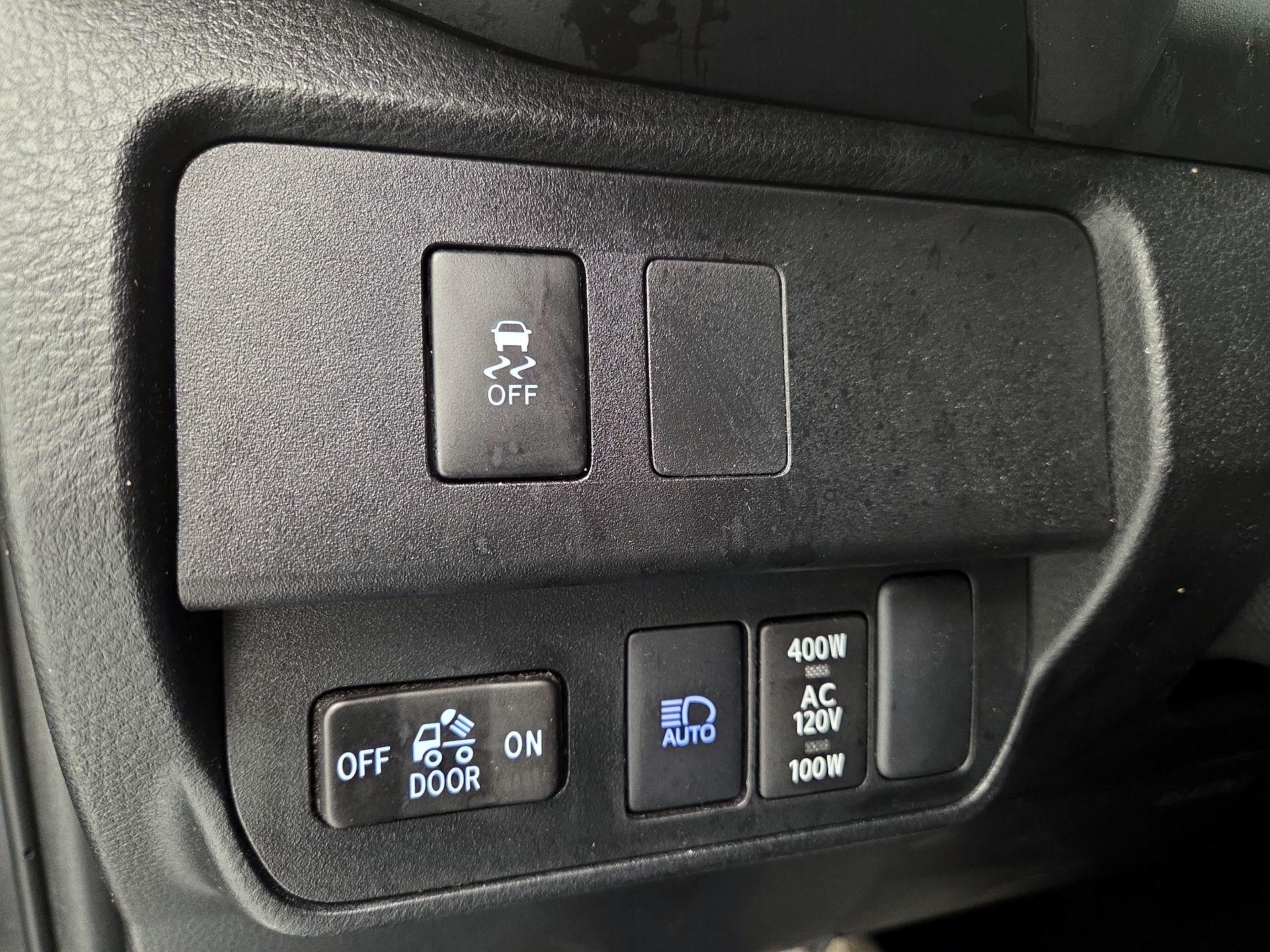 Thumbnail: 2023 Toyota Tacoma - 13