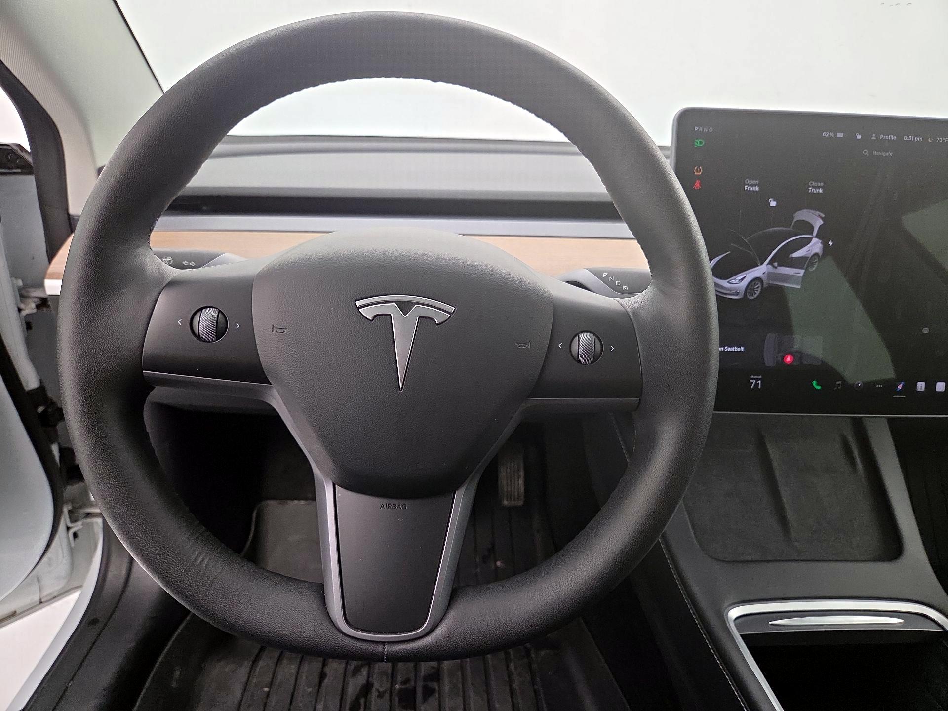 Thumbnail: 2022 Tesla Model 3 - 10