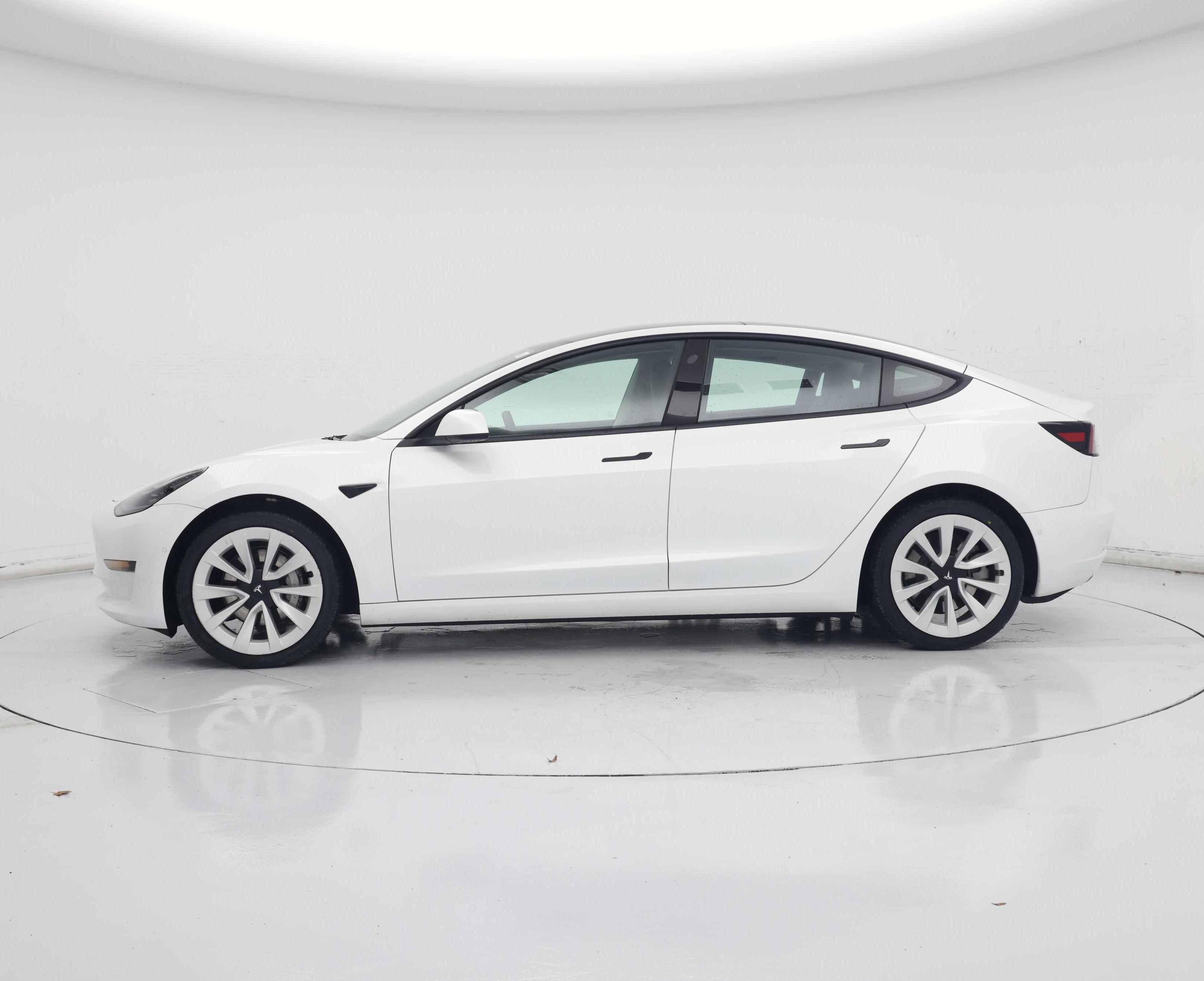 Thumbnail: 2022 Tesla Model 3 - 3