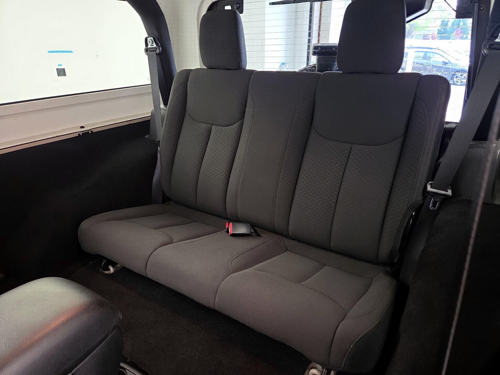 Thumbnail: 2016 Jeep Wrangler - 17