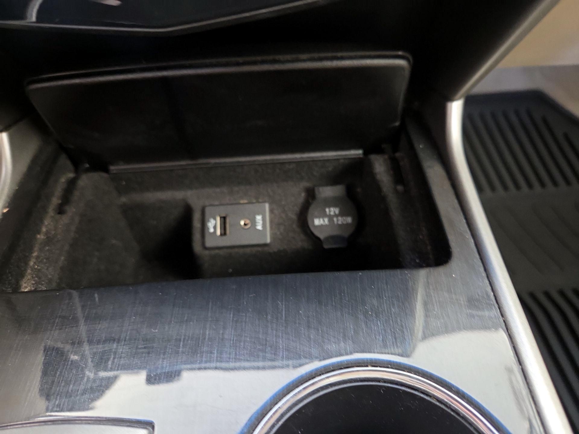 Thumbnail: 2014 Nissan Altima - 18