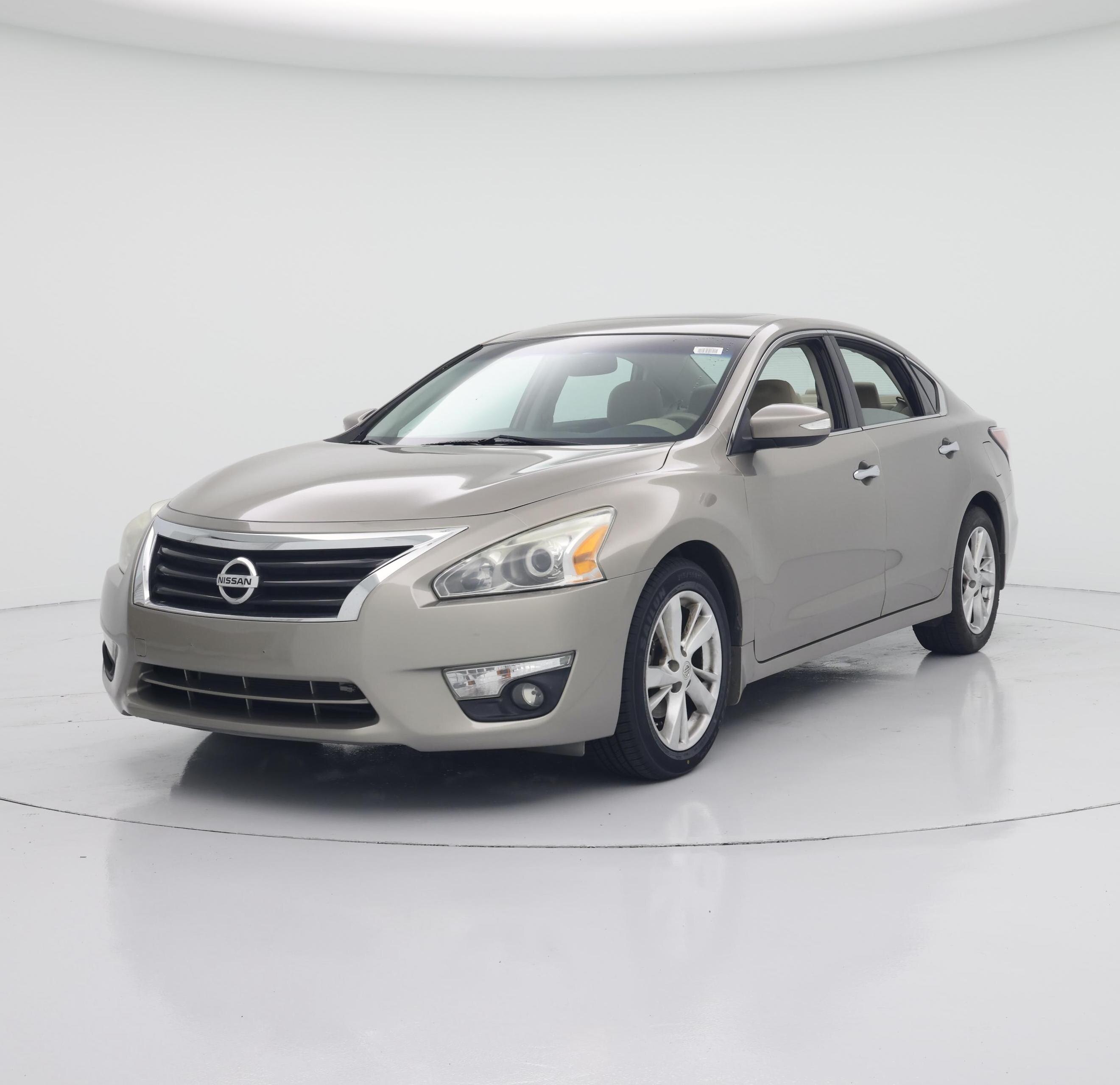Thumbnail: 2014 Nissan Altima - 4