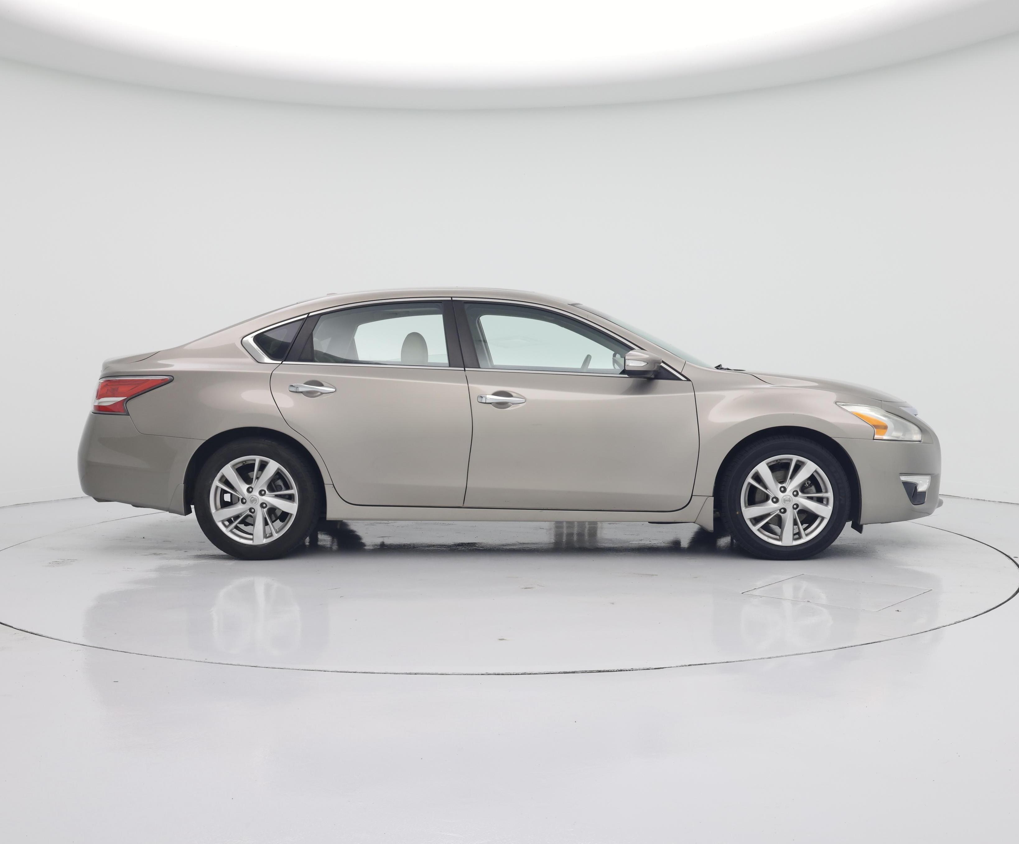 Thumbnail: 2014 Nissan Altima - 7