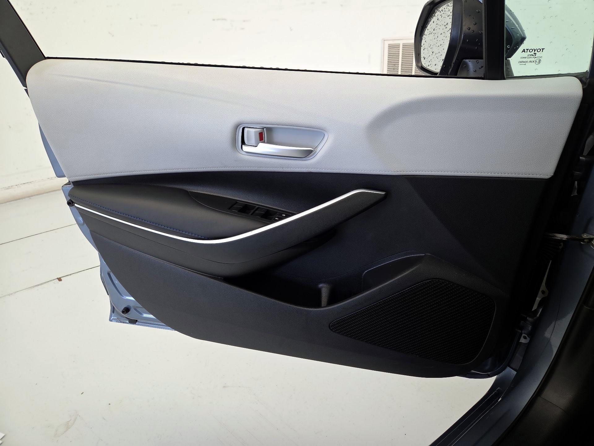 Thumbnail: 2020 Toyota Corolla - 12