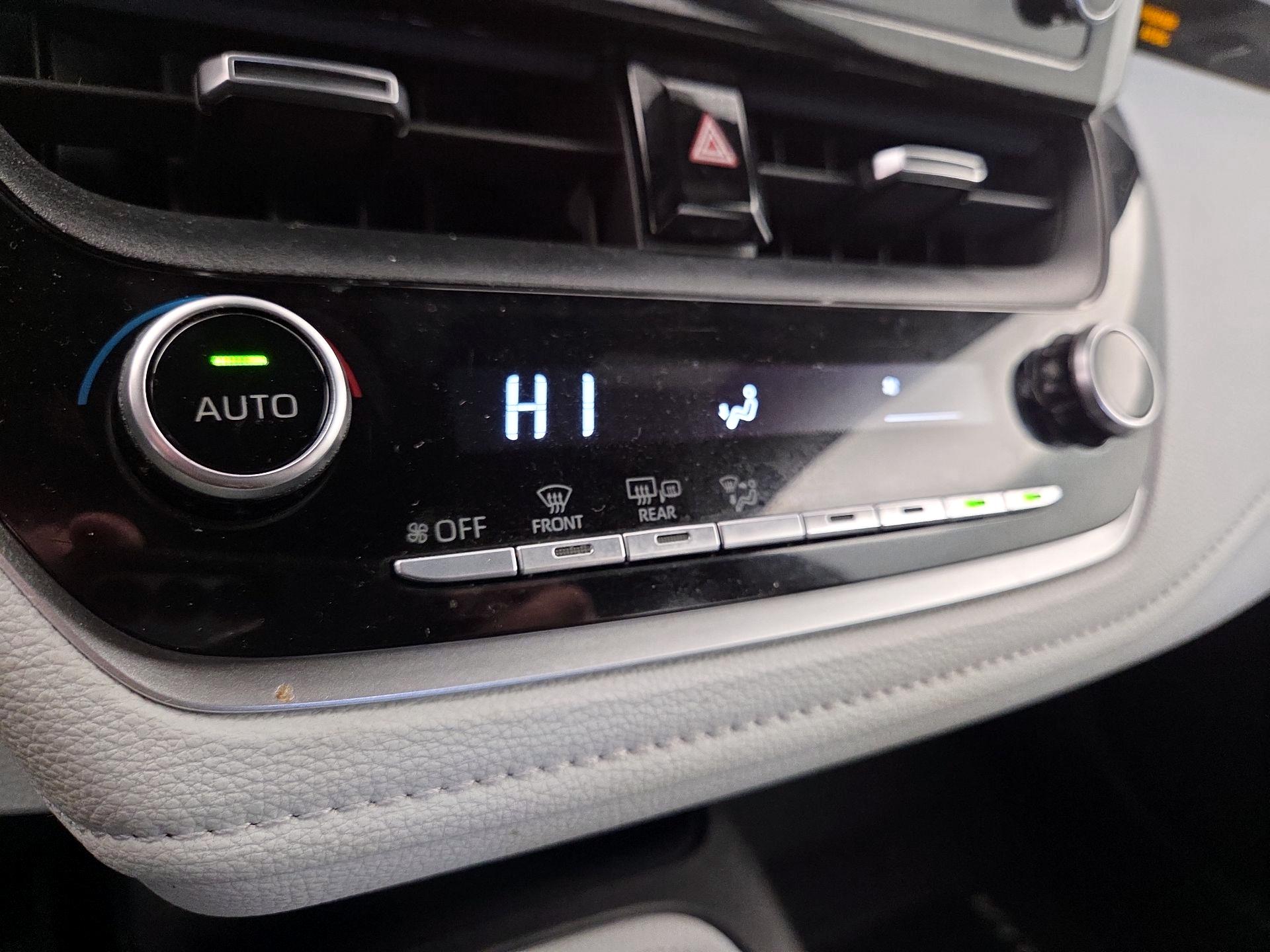 Thumbnail: 2020 Toyota Corolla - 16