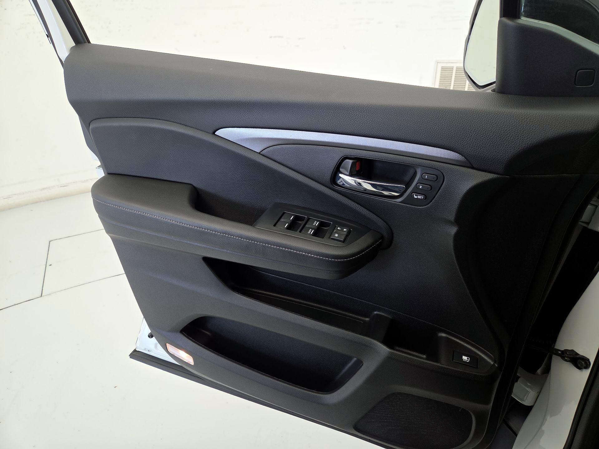 Thumbnail: 2022 Honda Ridgeline - 12